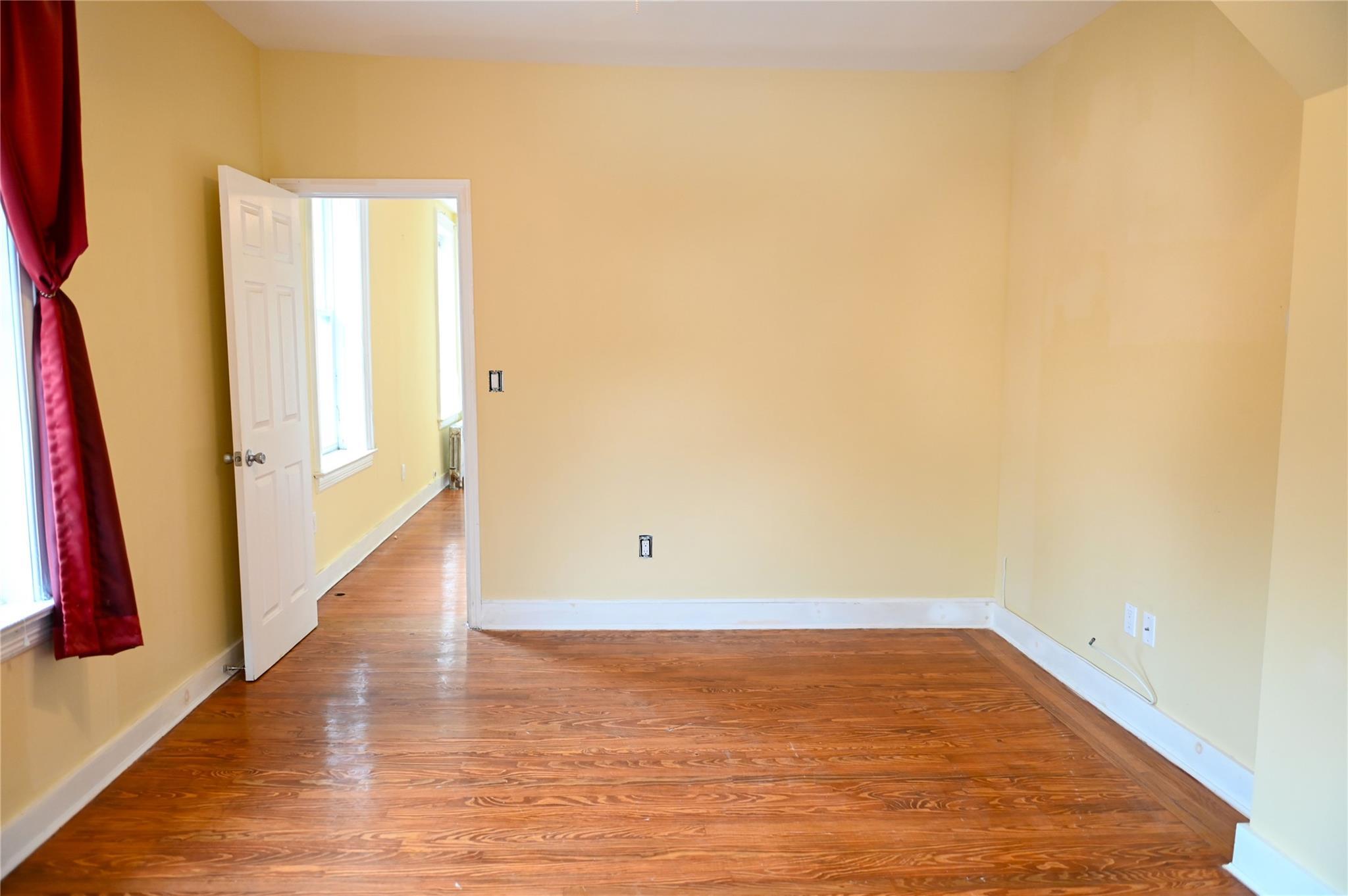 Single Family 65th  Queens, NY 11365, MLS-877518-12