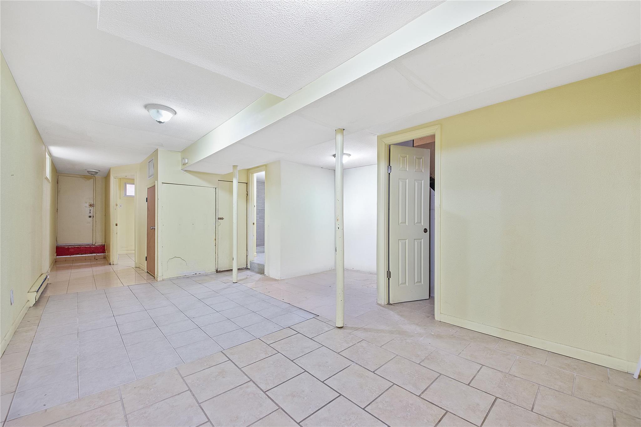 Single Family Nasby  Queens, NY 11691, MLS-877520-10
