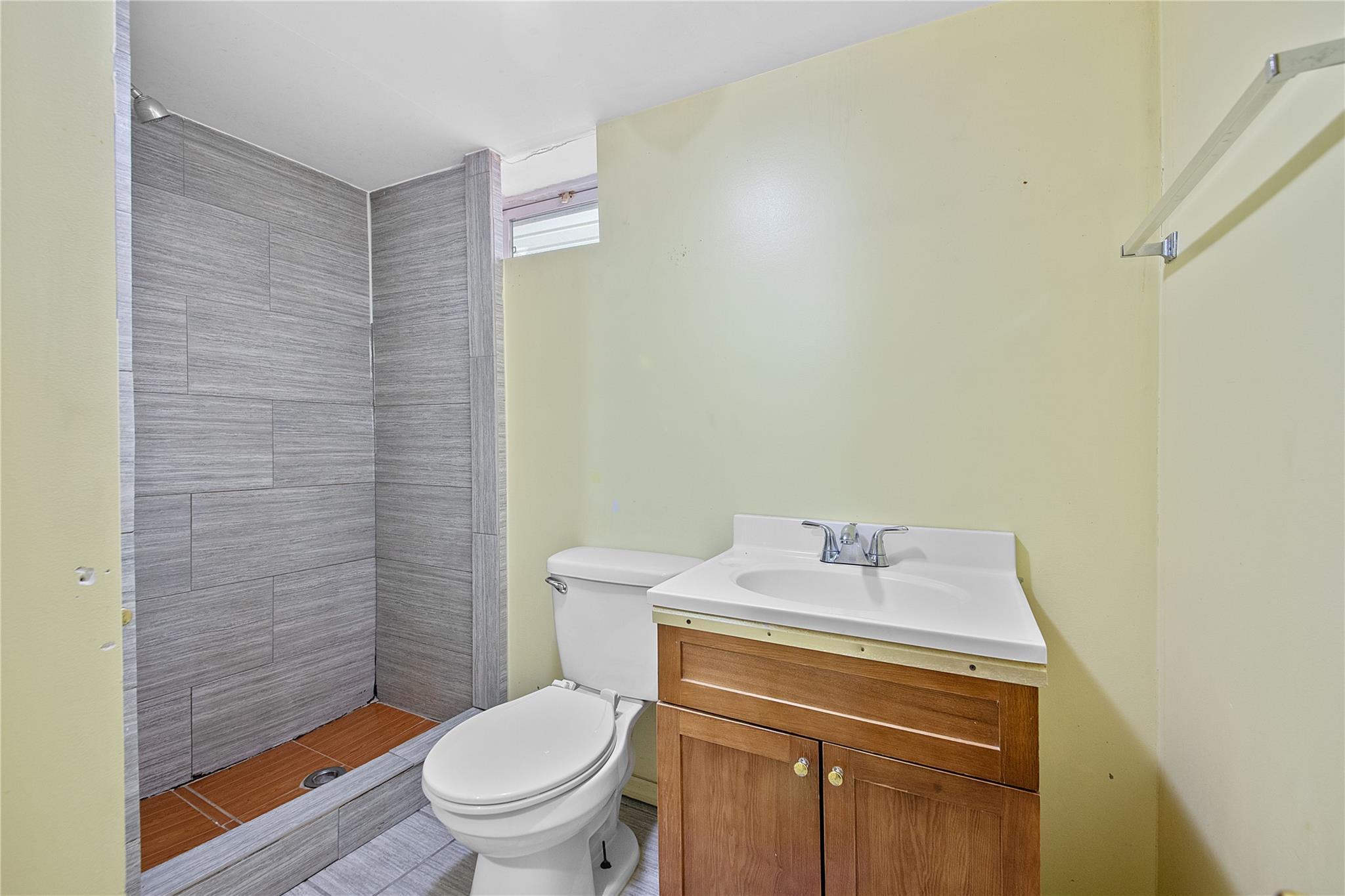 Single Family Nasby  Queens, NY 11691, MLS-877520-11