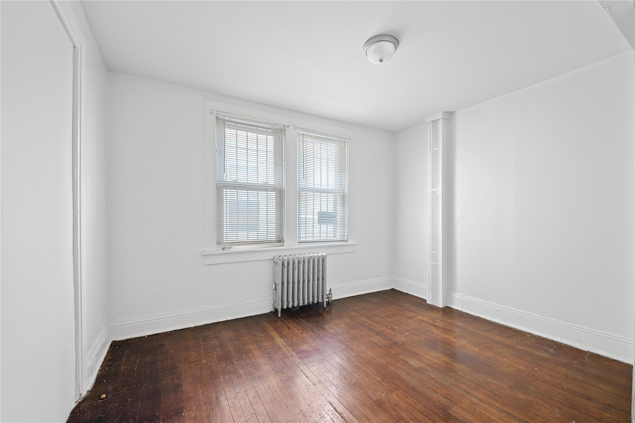 Single Family Nasby  Queens, NY 11691, MLS-877520-8