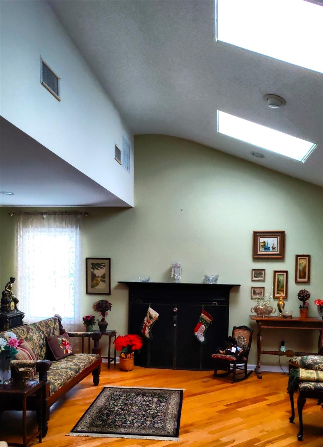 Single Family Howard  Nassau County, NY 11803, MLS-877528-22