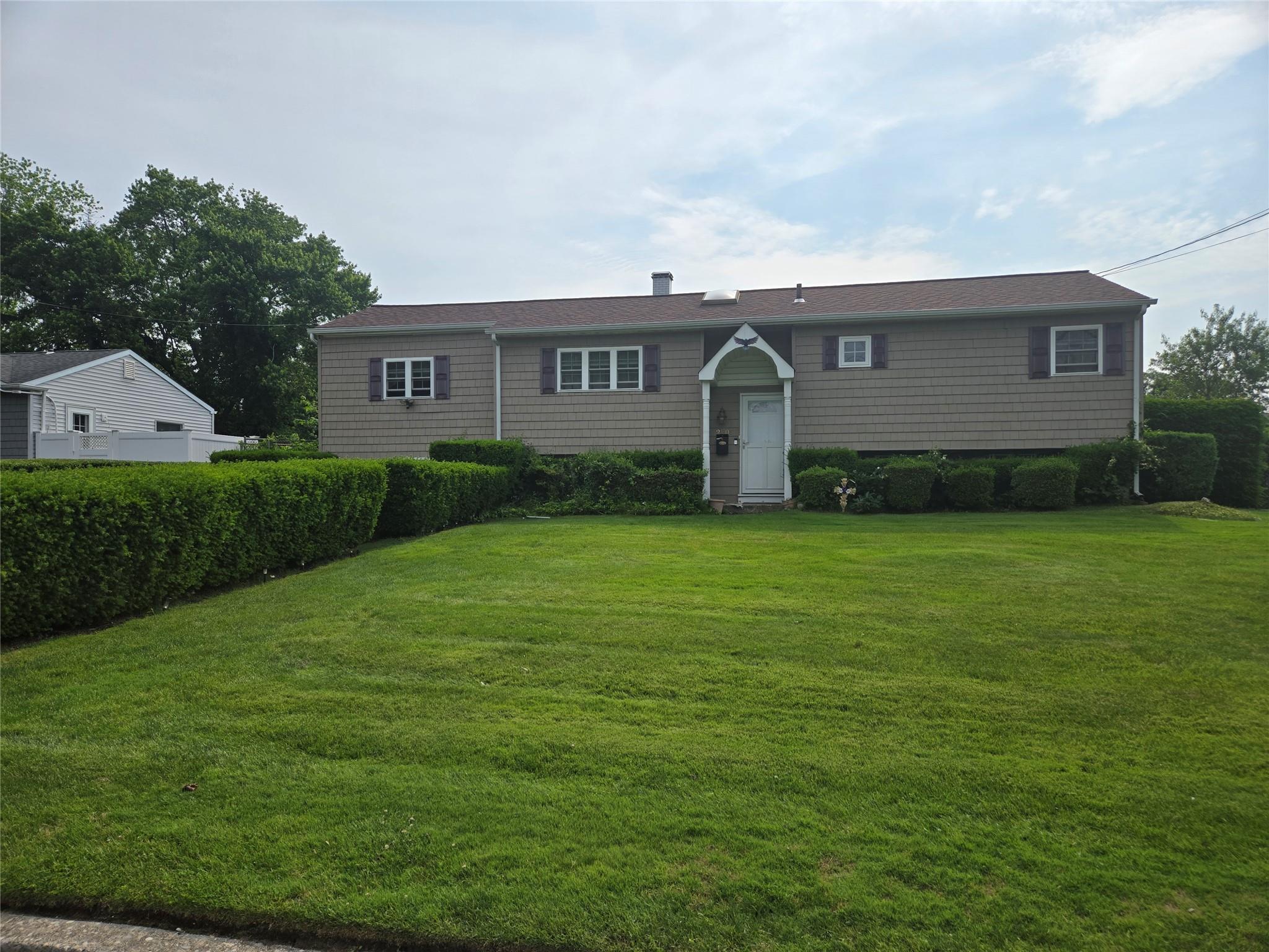 Single Family Kane  Suffolk County, NY 11763, MLS-877538-4