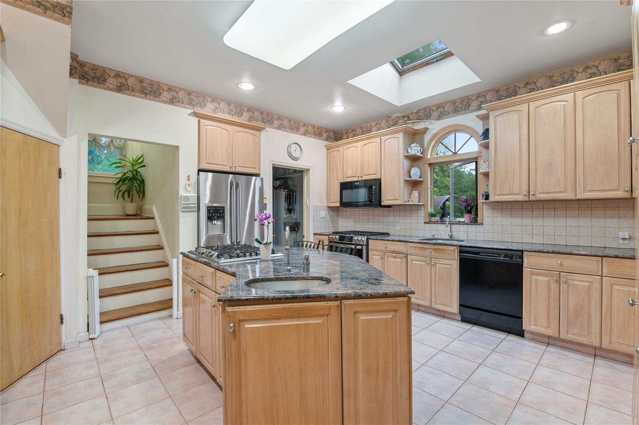 Single Family New Mcneil  Nassau County, NY 11559, MLS-877544-11