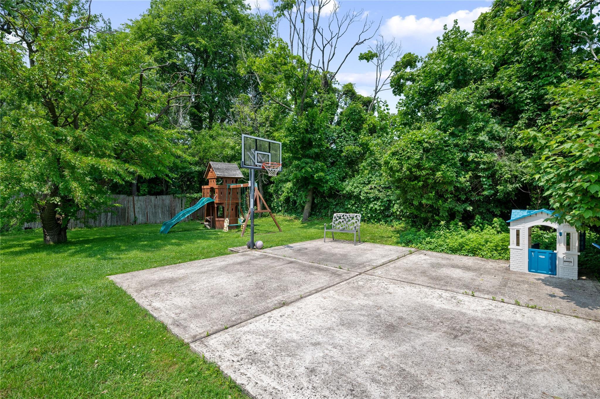 Single Family New Mcneil  Nassau County, NY 11559, MLS-877544-32