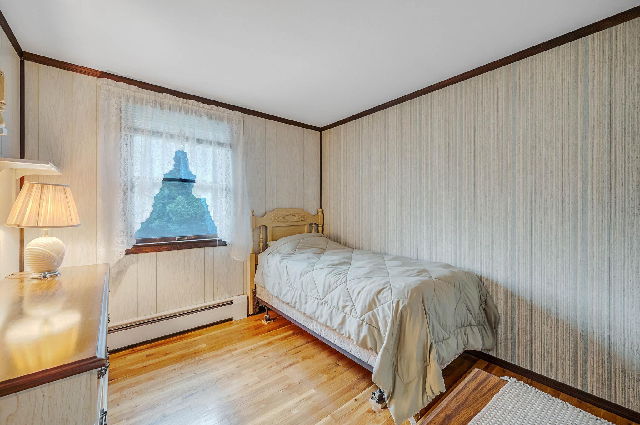 Single Family Cedarhurst  Suffolk County, NY 11784, MLS-877553-11