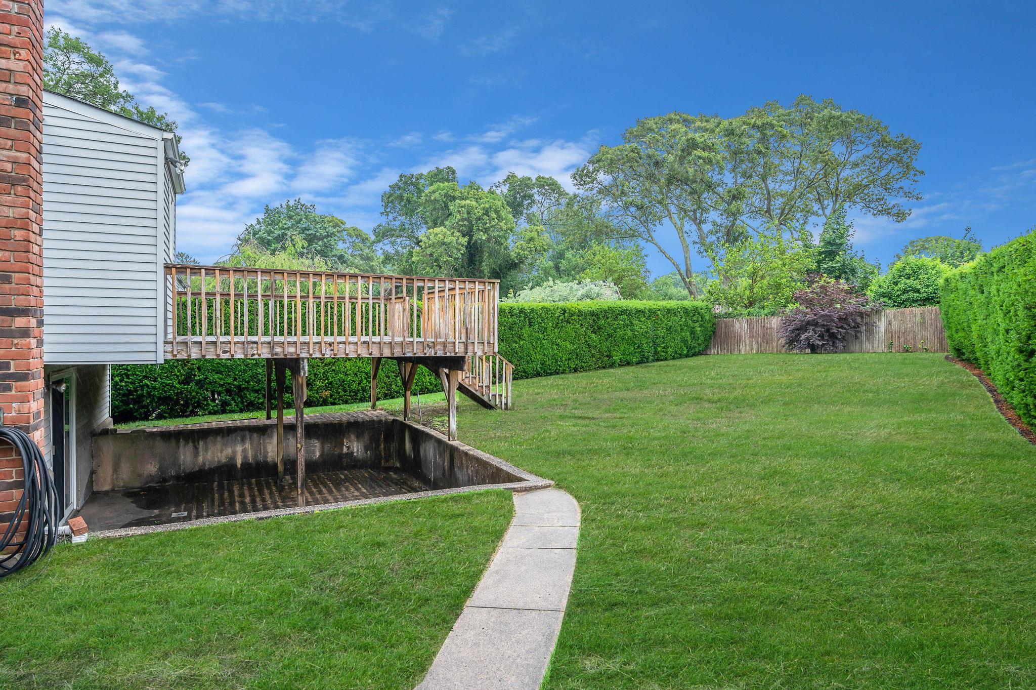 Single Family Cedarhurst  Suffolk County, NY 11784, MLS-877553-18