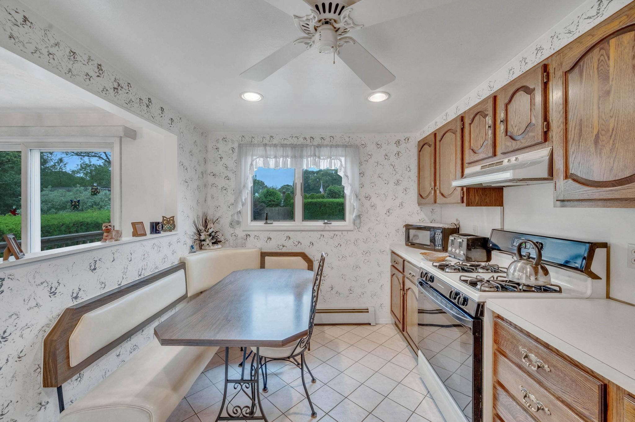 Single Family Cedarhurst  Suffolk County, NY 11784, MLS-877553-6