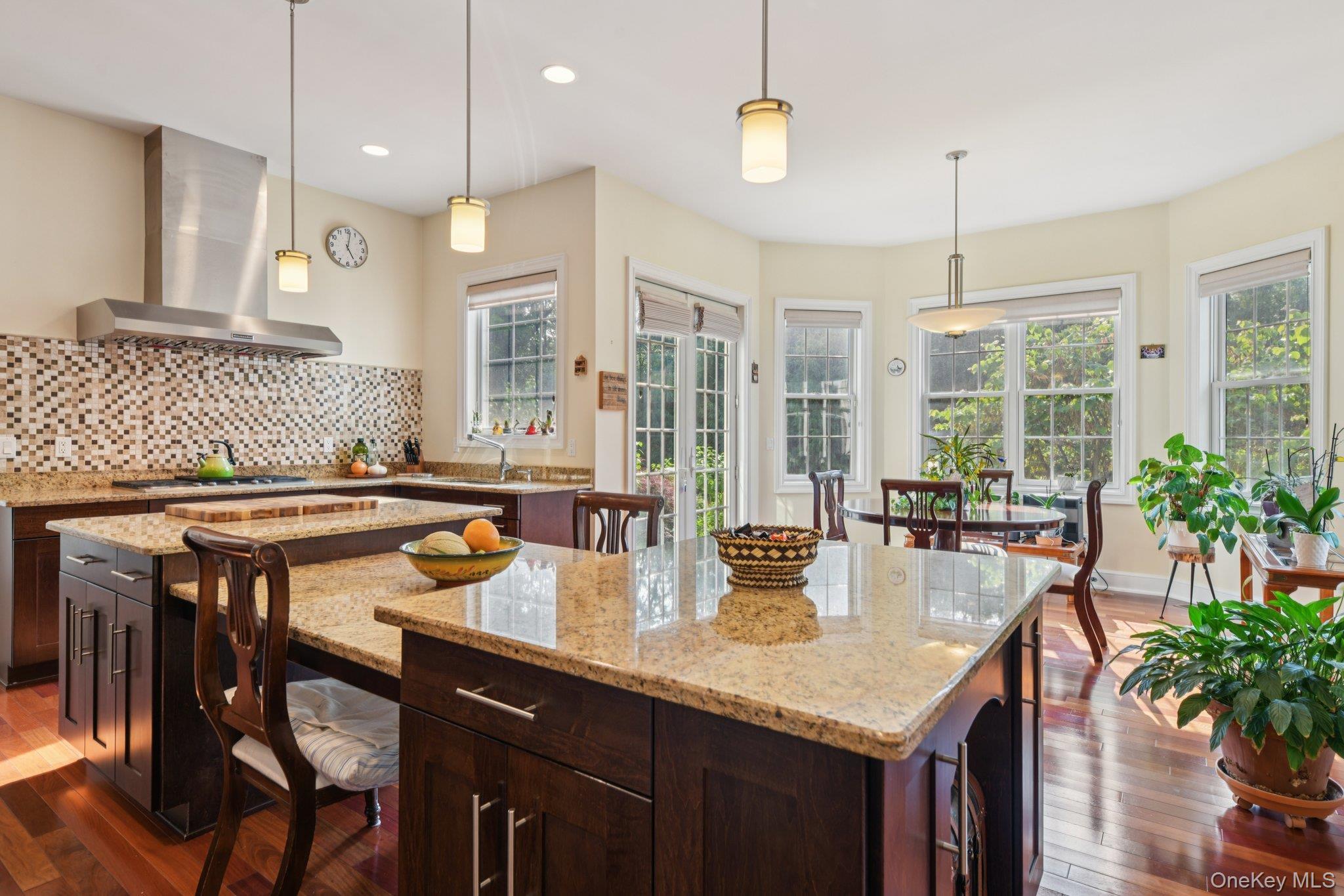 Single Family Celestial Suffolk County, NY 11780, MLS-877560-10