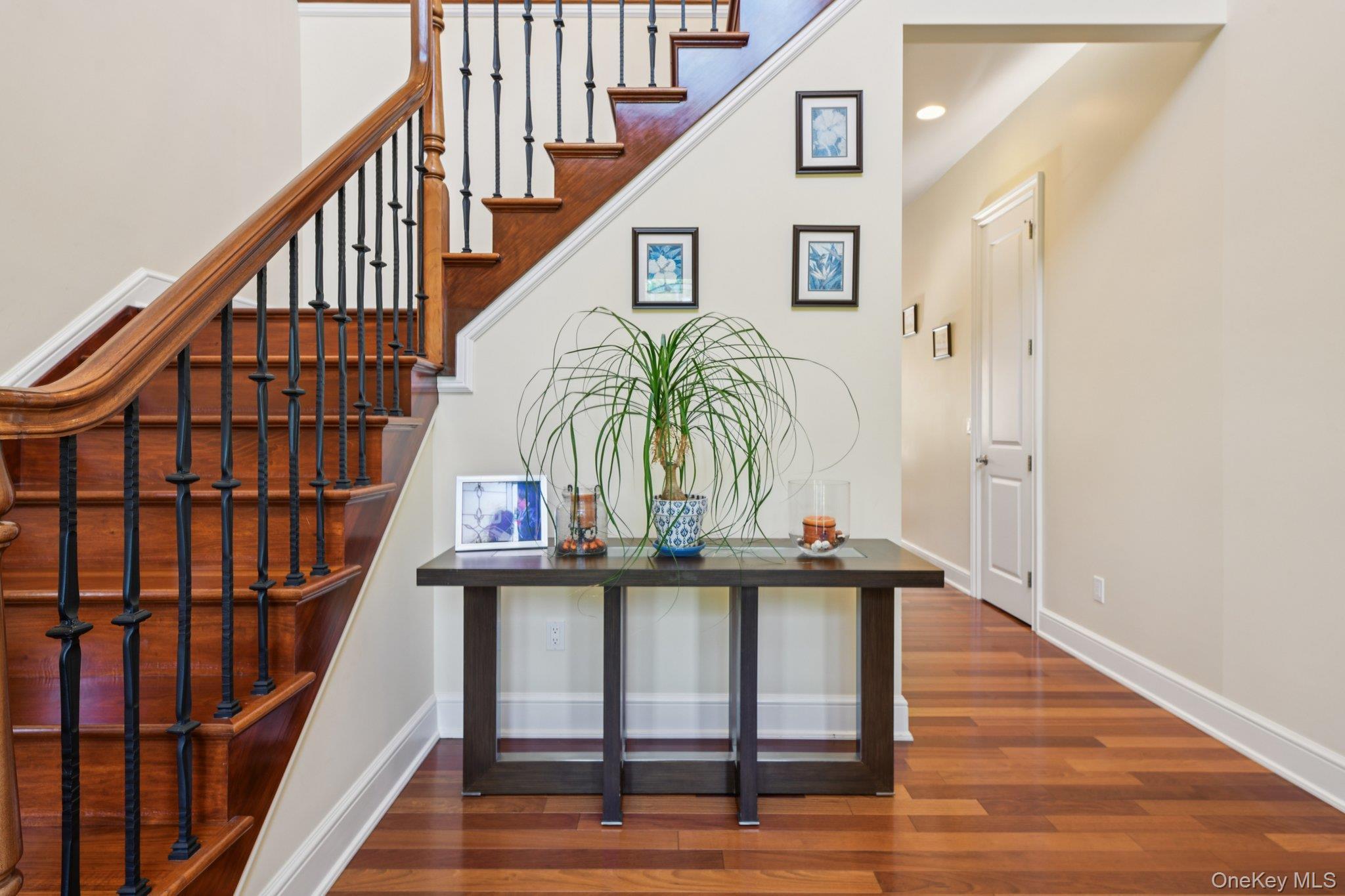 Single Family Celestial Suffolk County, NY 11780, MLS-877560-21