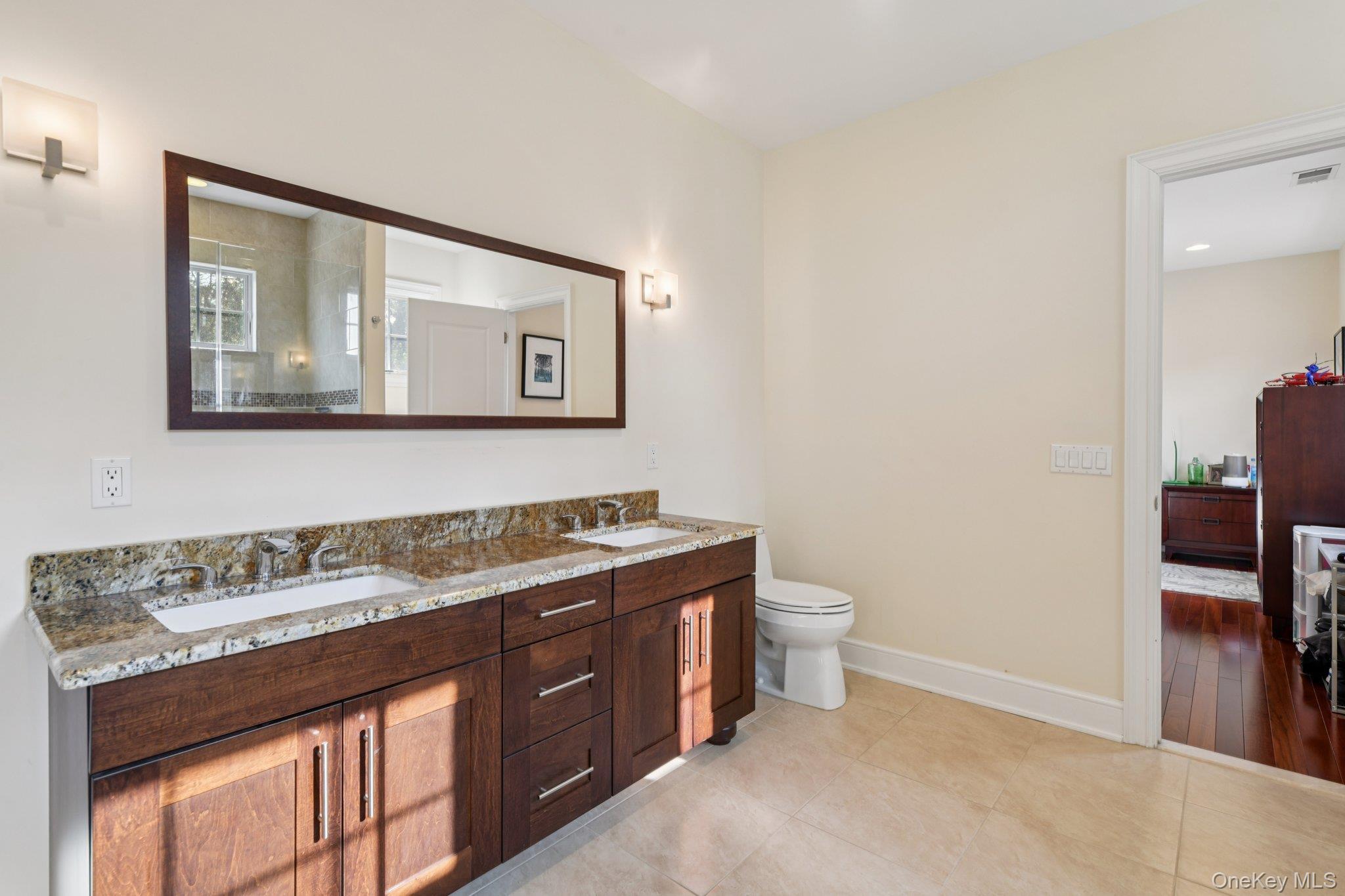 Single Family Celestial Suffolk County, NY 11780, MLS-877560-29