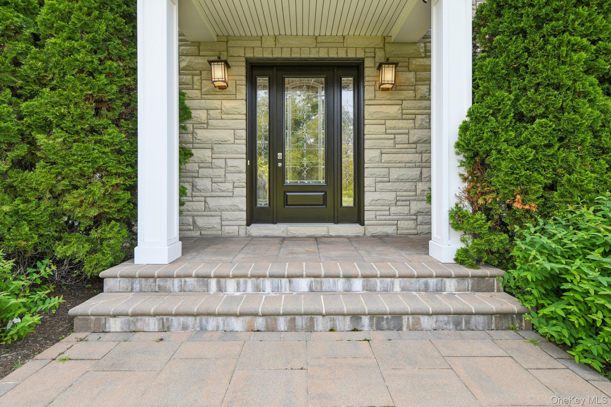 Single Family Celestial Suffolk County, NY 11780, MLS-877560-3