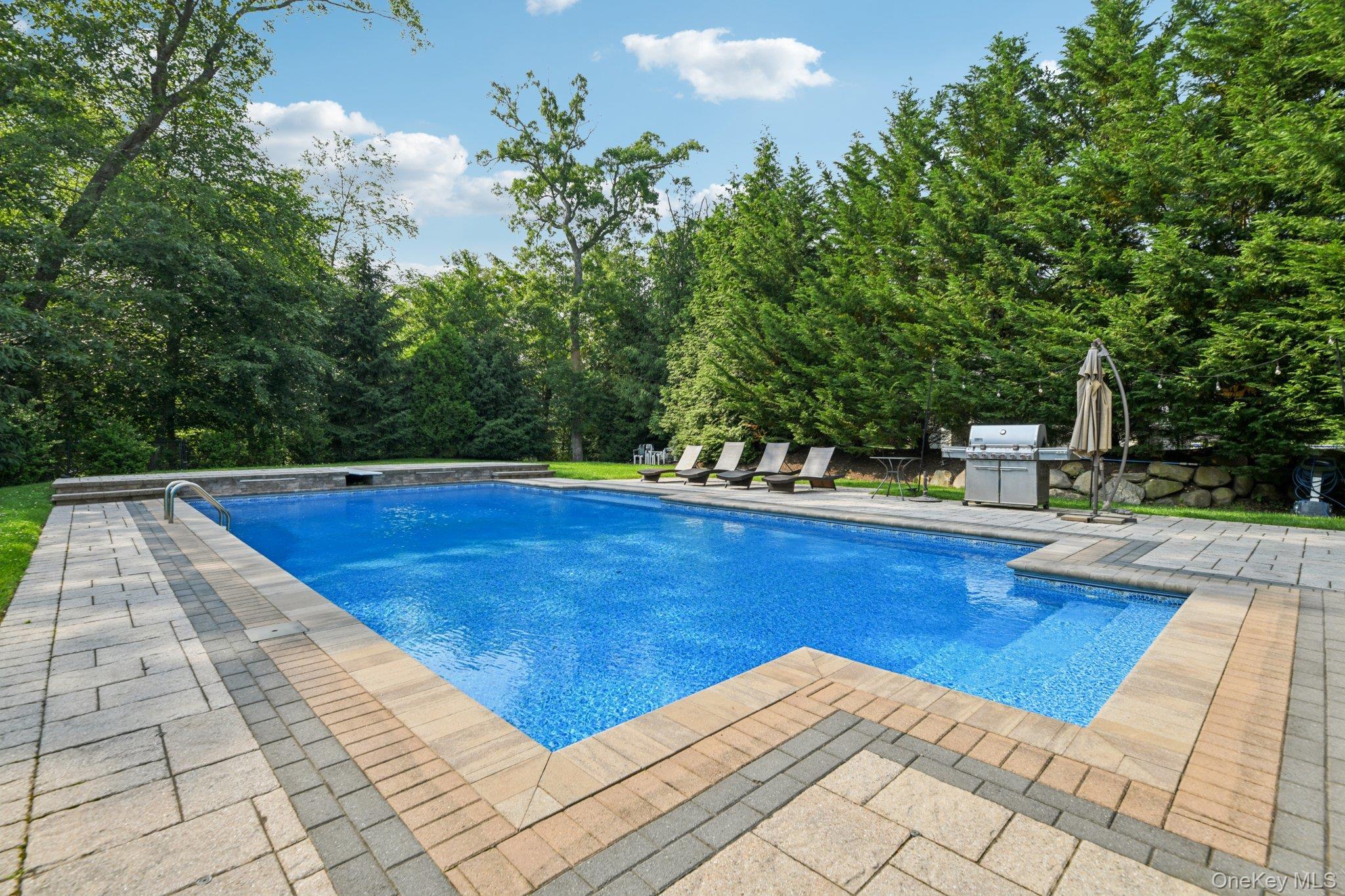 Single Family Celestial Suffolk County, NY 11780, MLS-877560-43