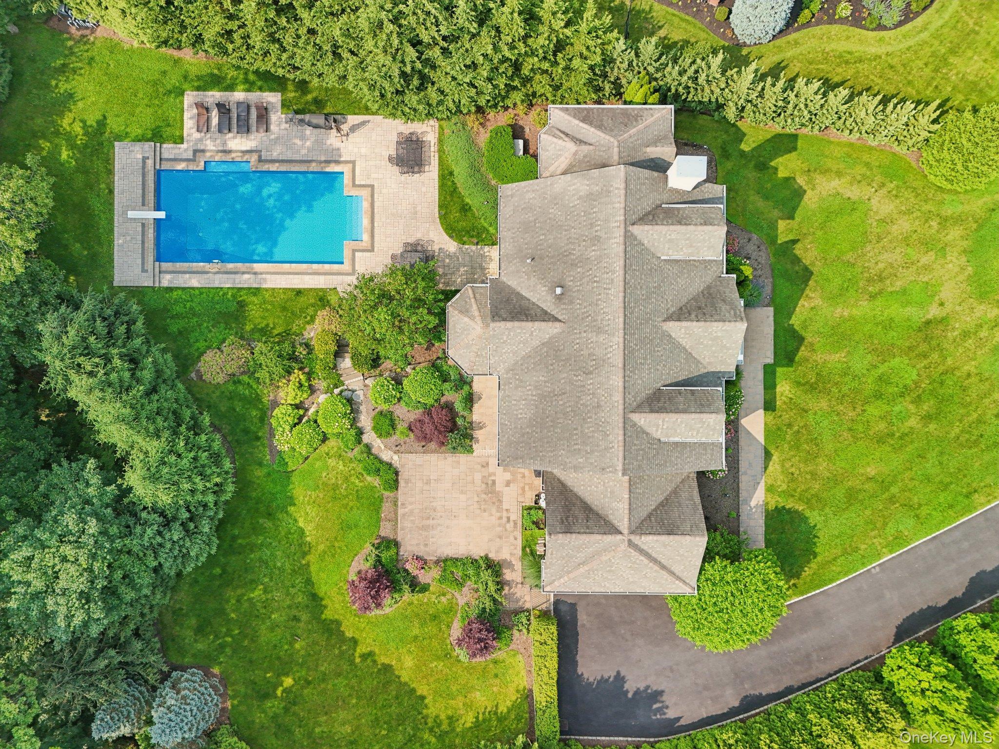 Single Family Celestial Suffolk County, NY 11780, MLS-877560-49