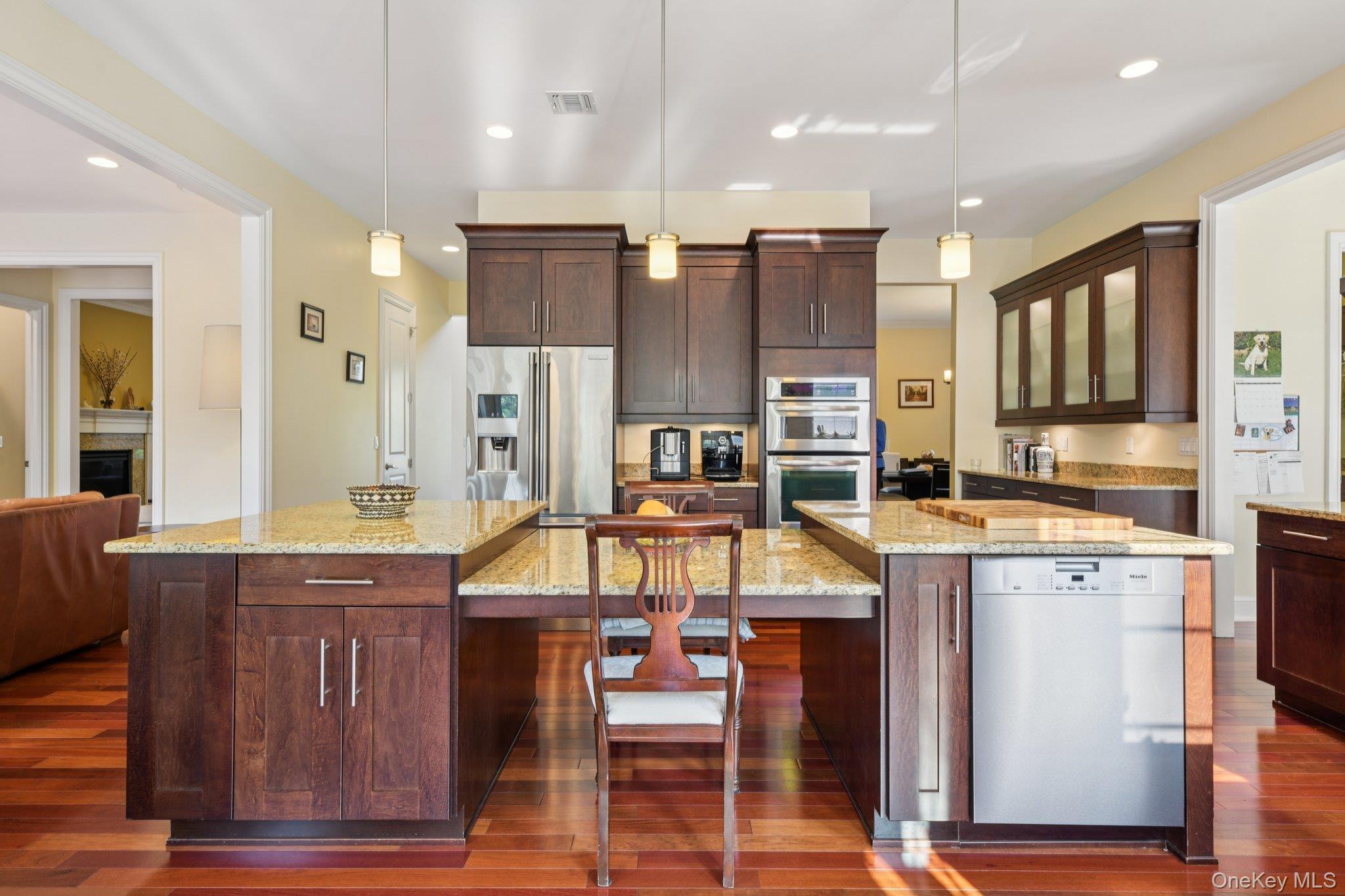 Single Family Celestial Suffolk County, NY 11780, MLS-877560-7