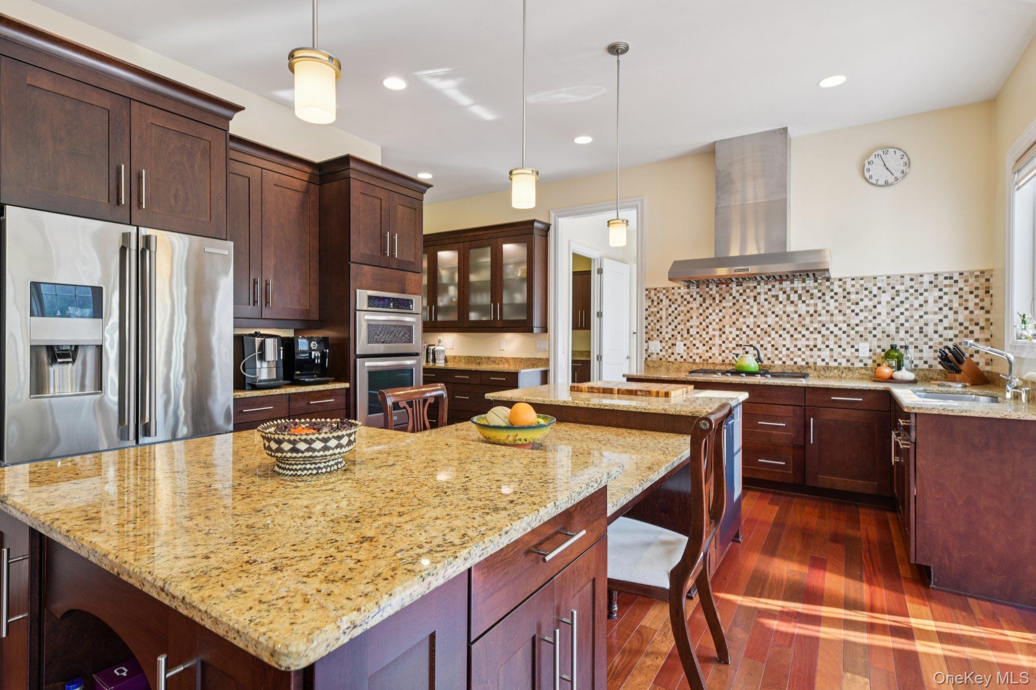 Single Family Celestial Suffolk County, NY 11780, MLS-877560-8