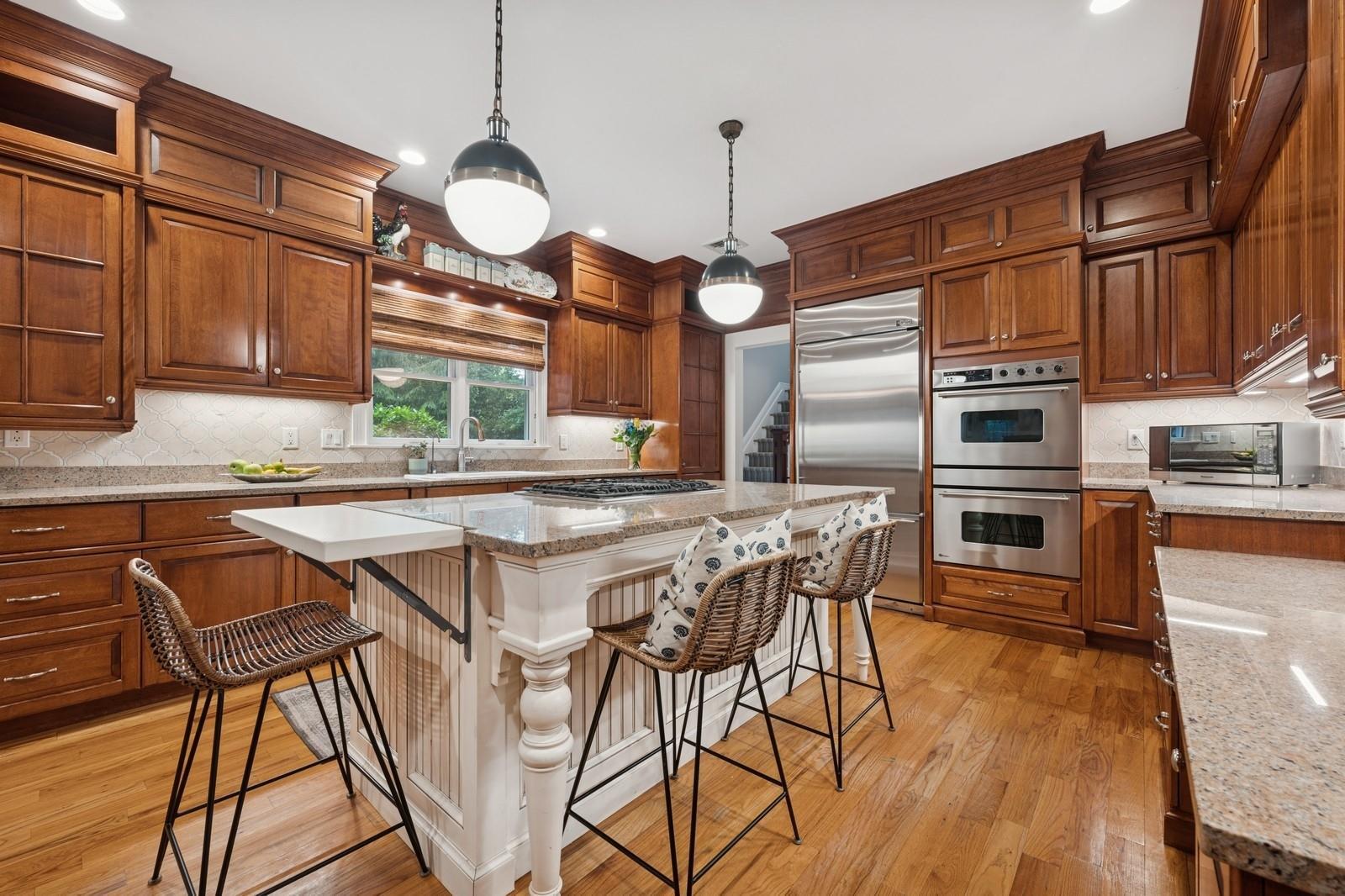 Single Family Huntington Bay  Suffolk County, NY 11743, MLS-877564-16