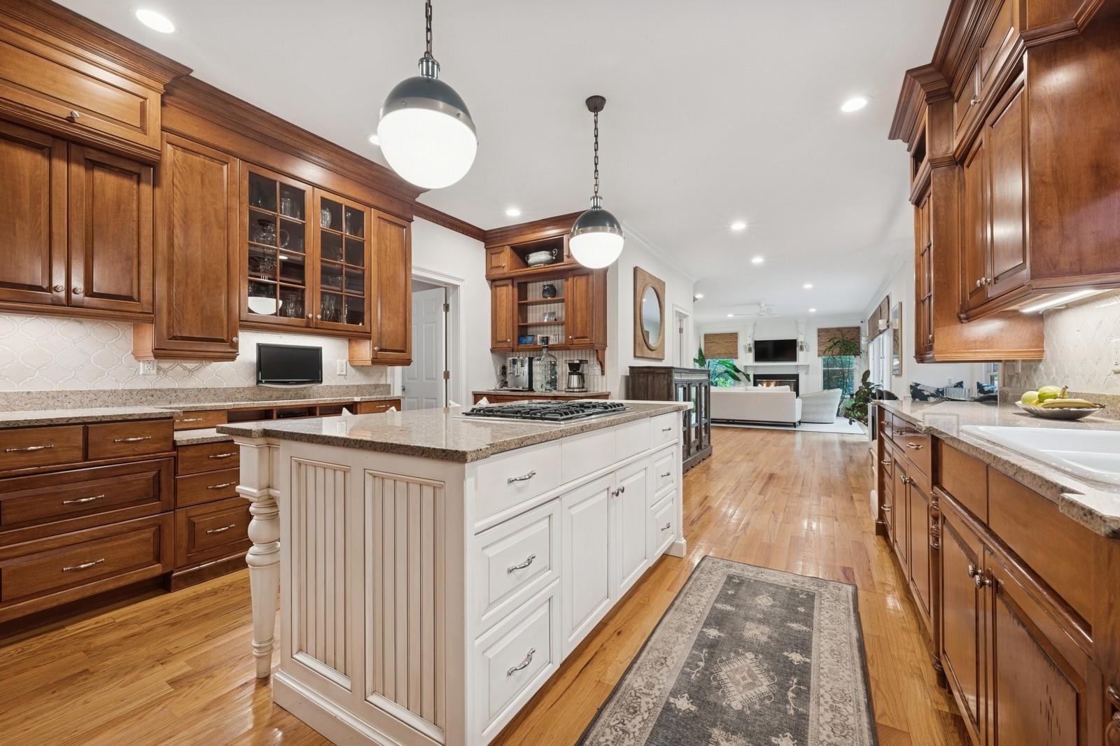Single Family Huntington Bay  Suffolk County, NY 11743, MLS-877564-18
