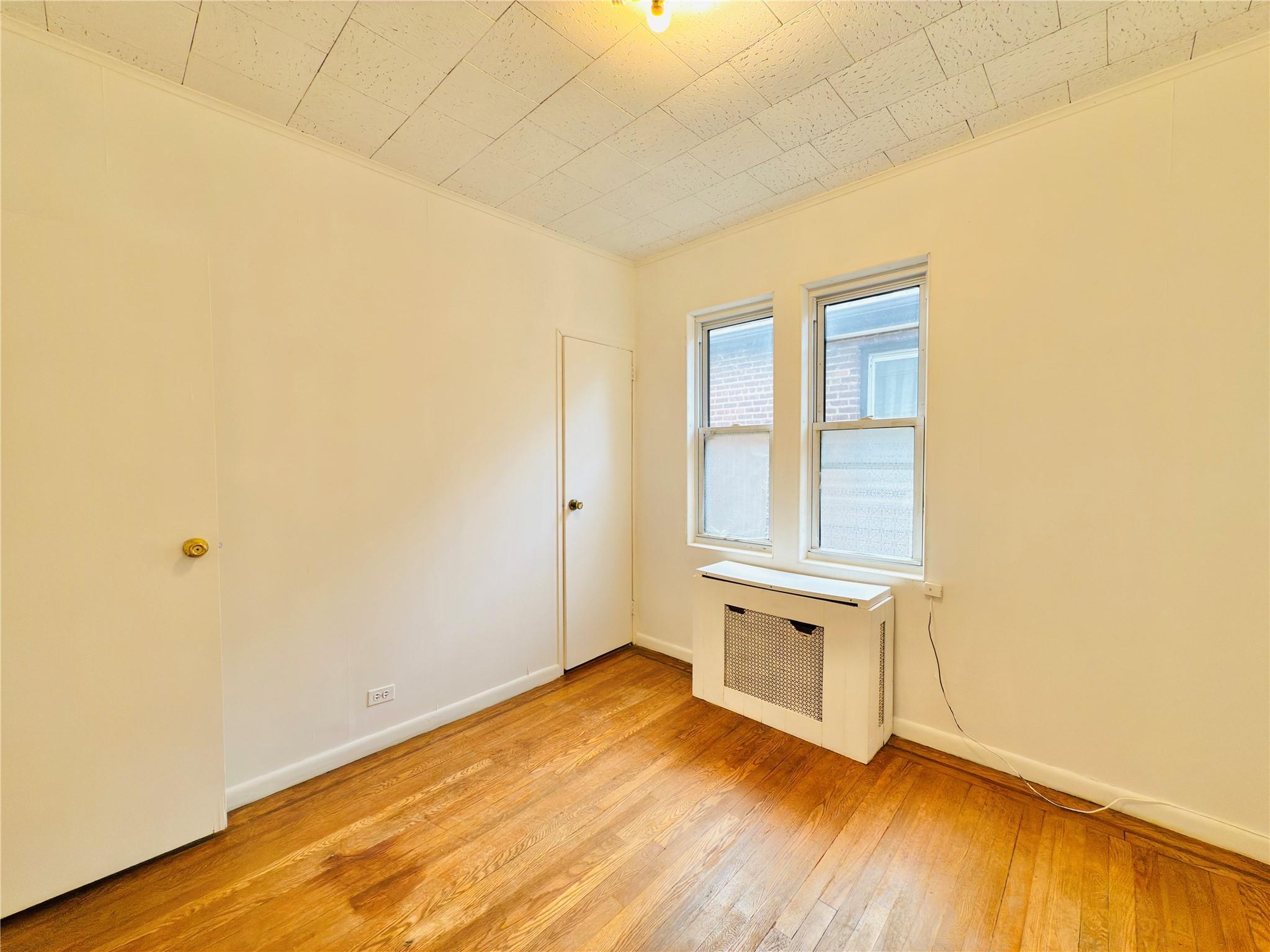Single Family Lurting  Bronx, NY 10461, MLS-877573-18