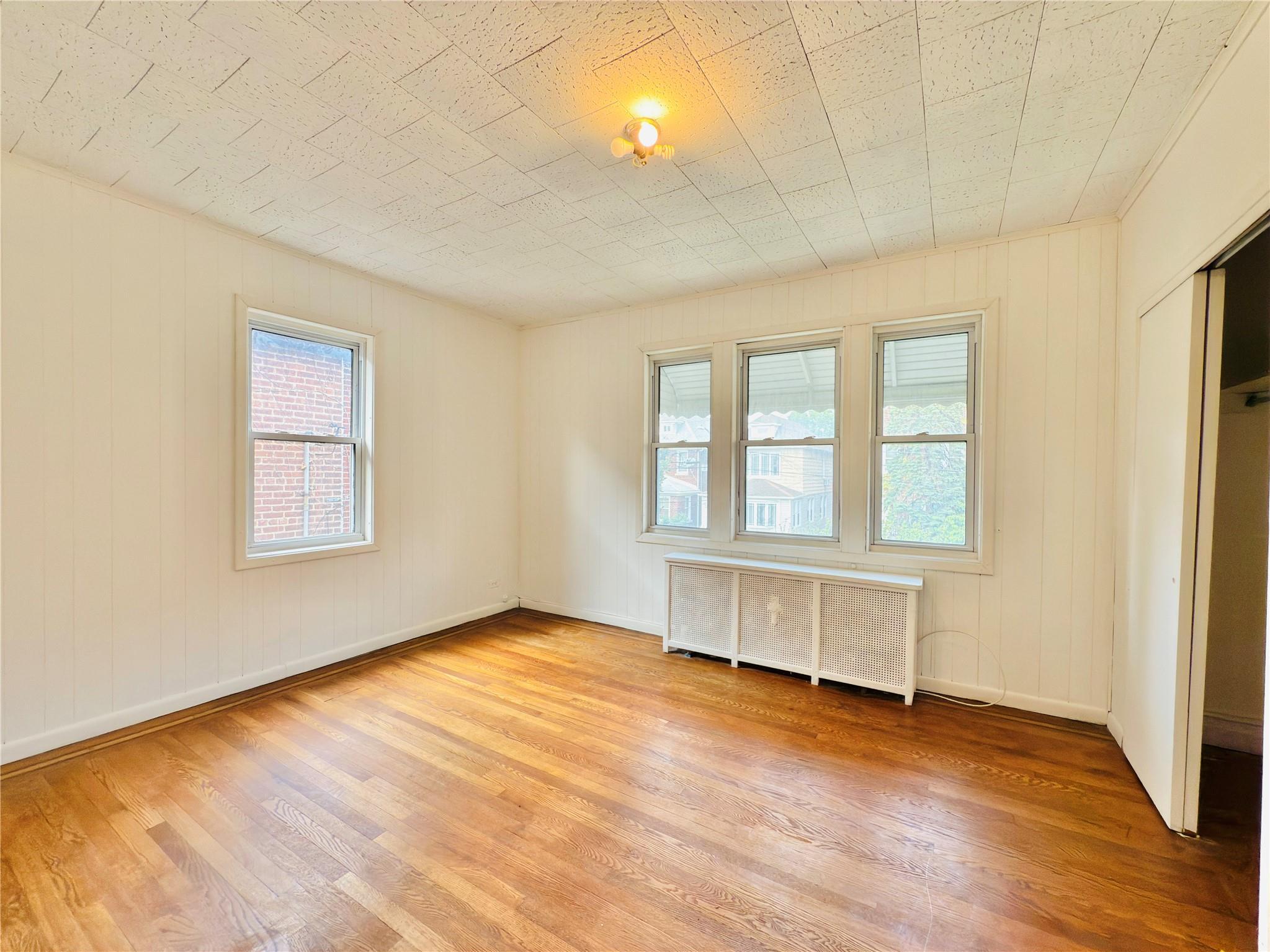 Single Family Lurting  Bronx, NY 10461, MLS-877573-20