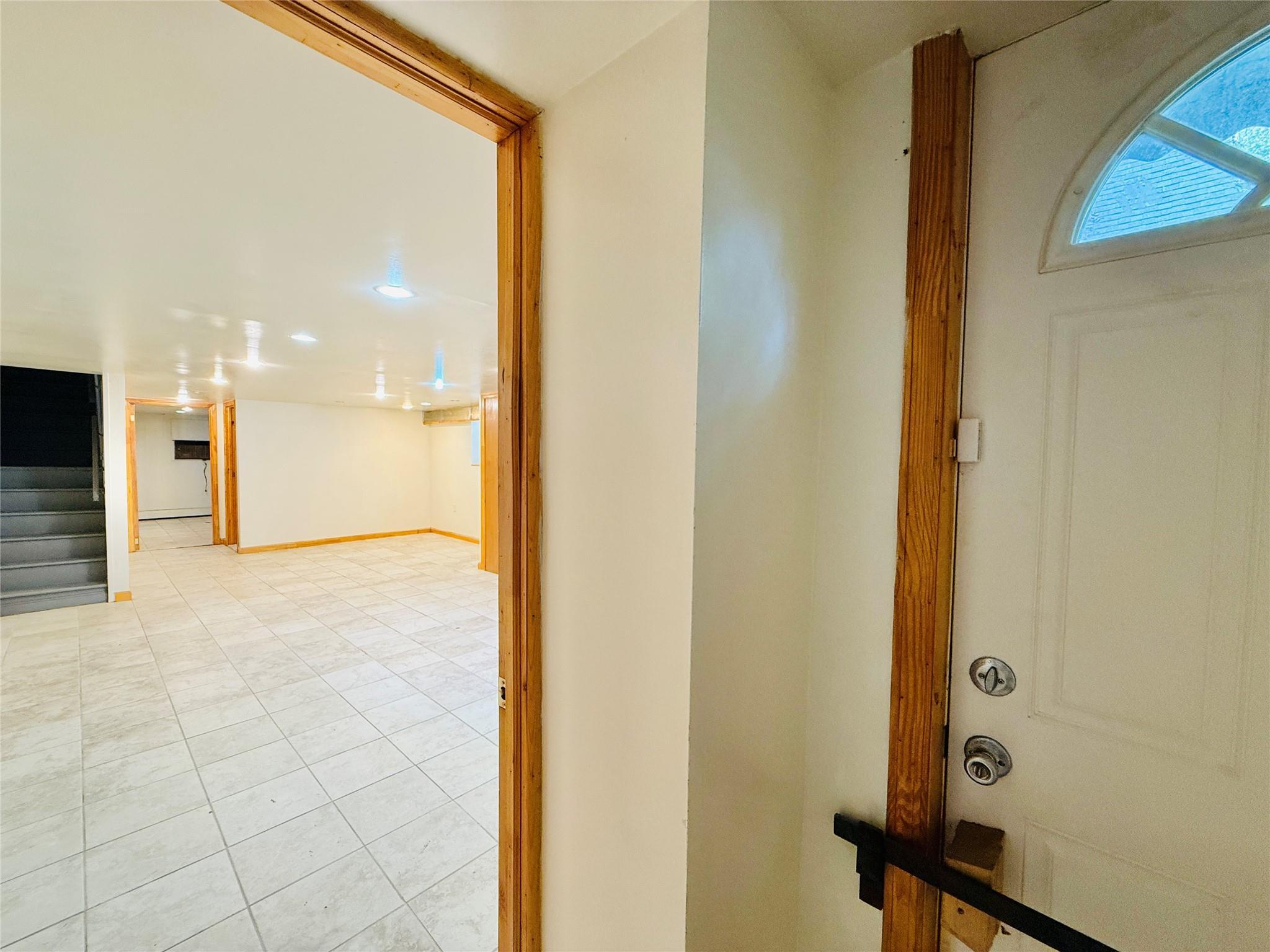 Single Family Lurting  Bronx, NY 10461, MLS-877573-25