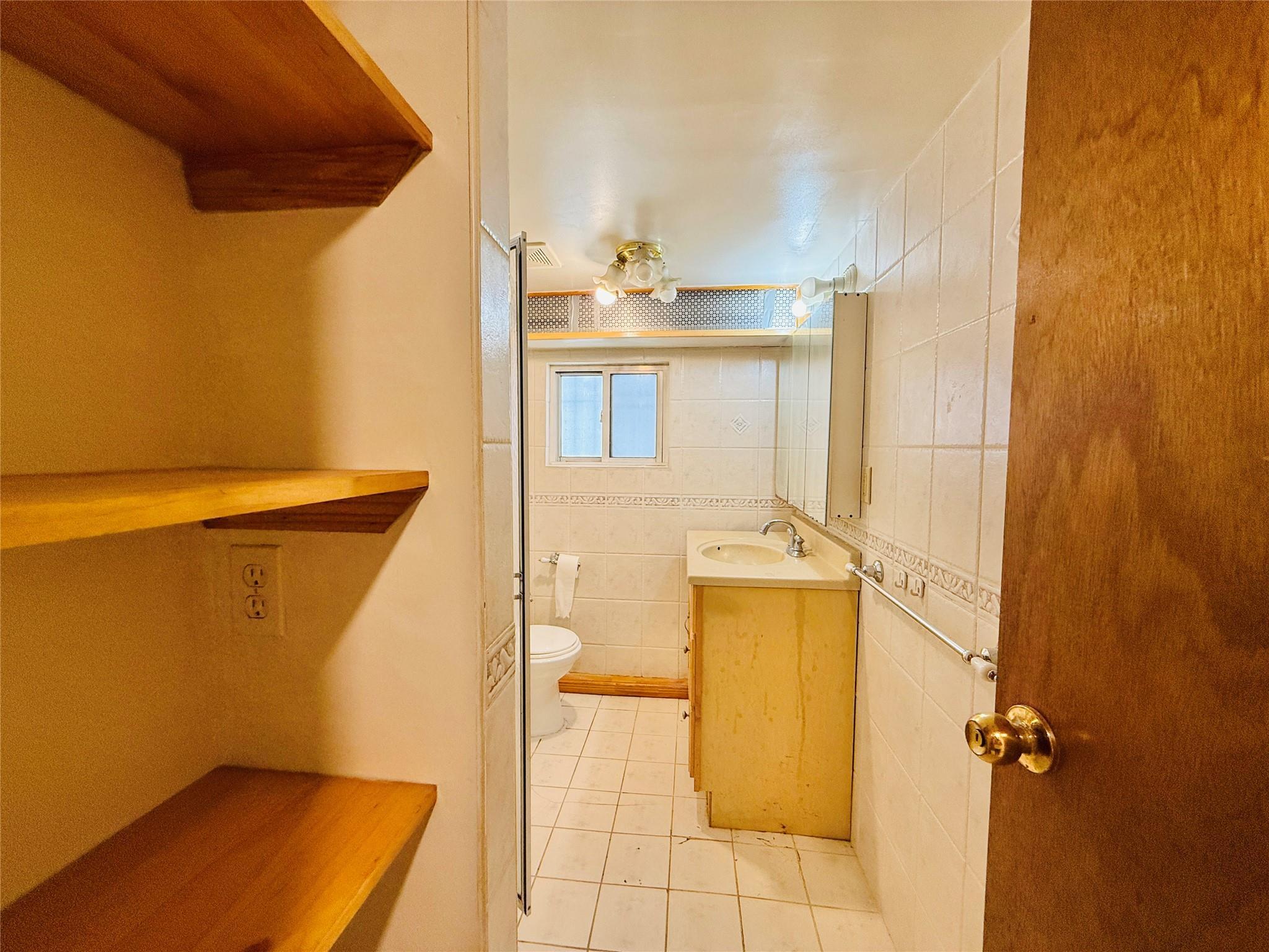 Single Family Lurting  Bronx, NY 10461, MLS-877573-30