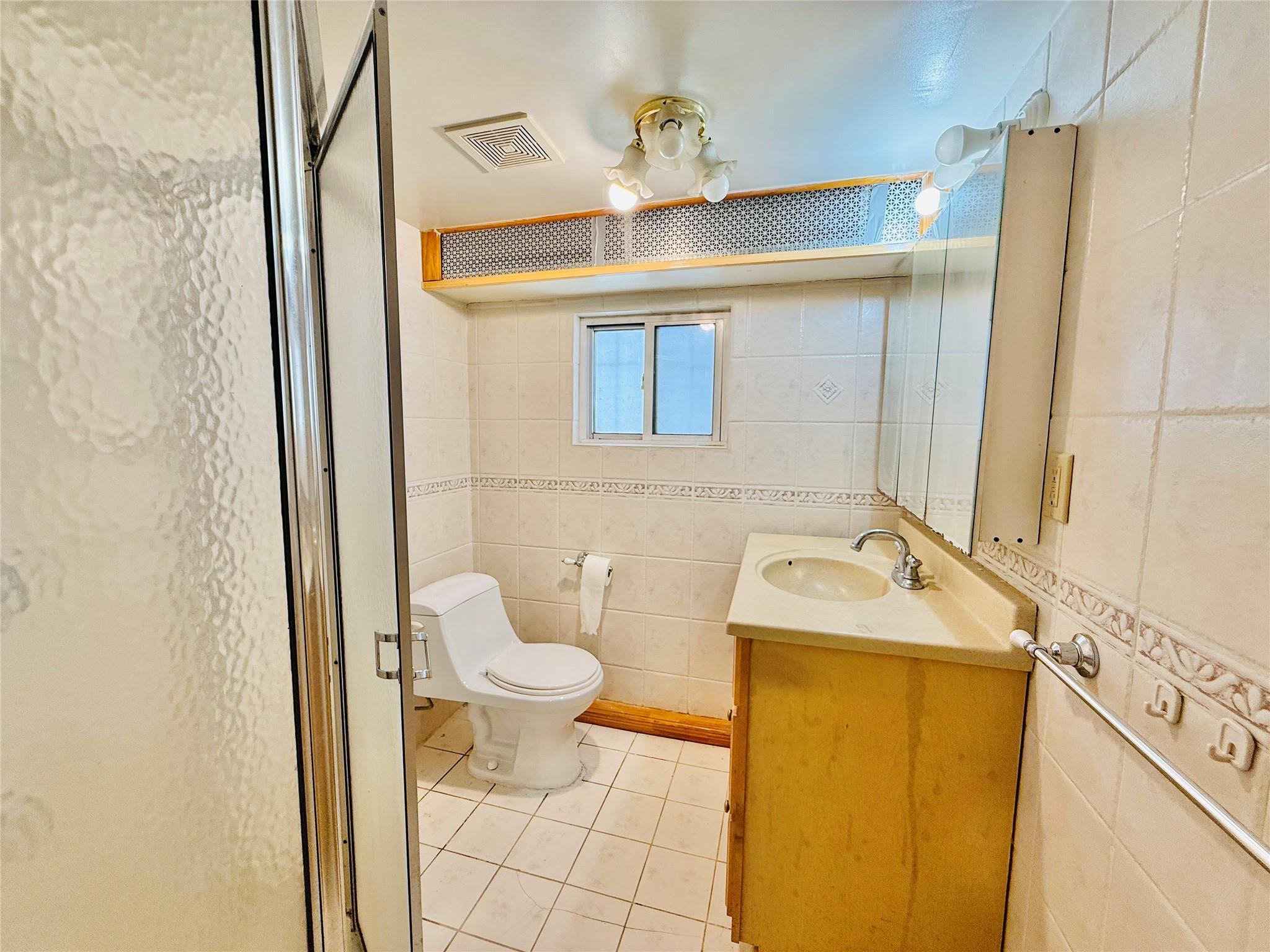 Single Family Lurting  Bronx, NY 10461, MLS-877573-31