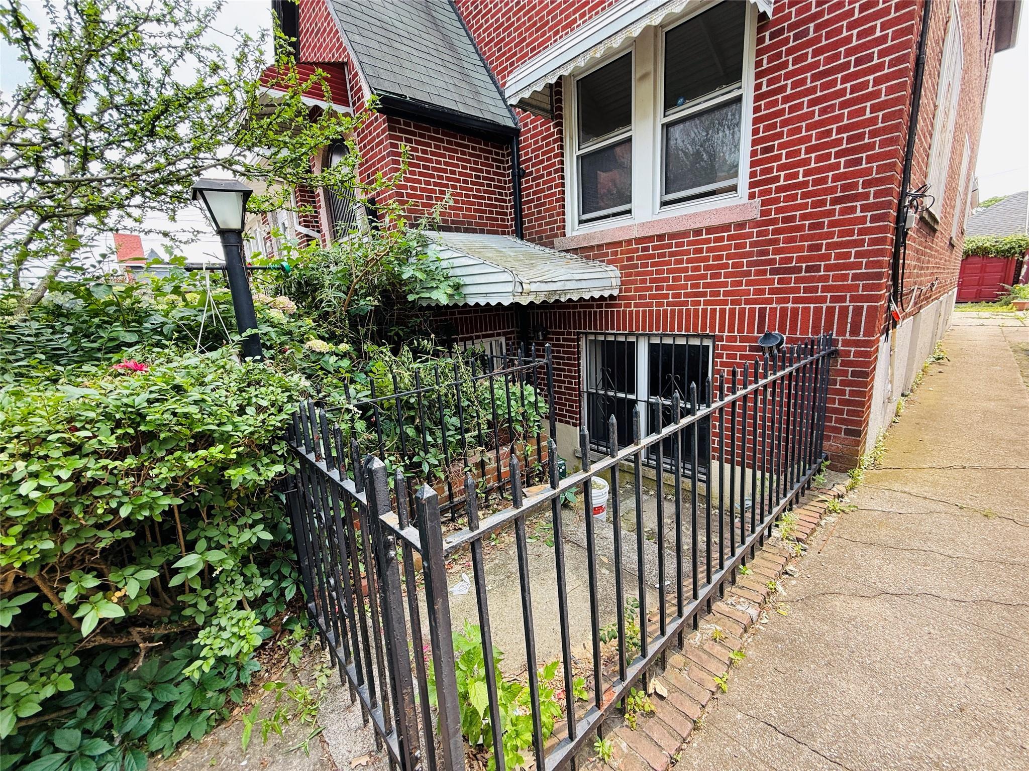 Single Family Lurting  Bronx, NY 10461, MLS-877573-35