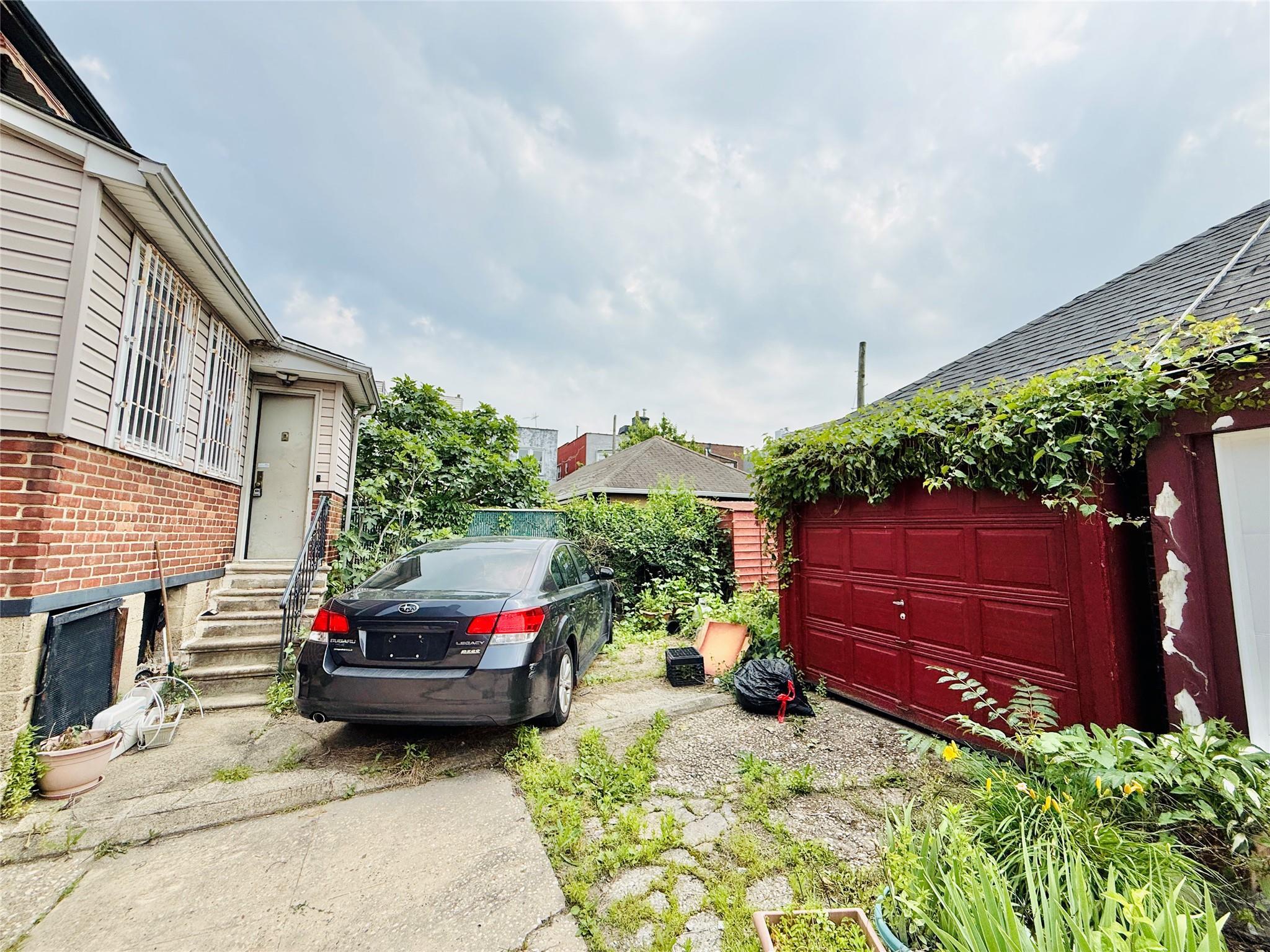 Single Family Lurting  Bronx, NY 10461, MLS-877573-38