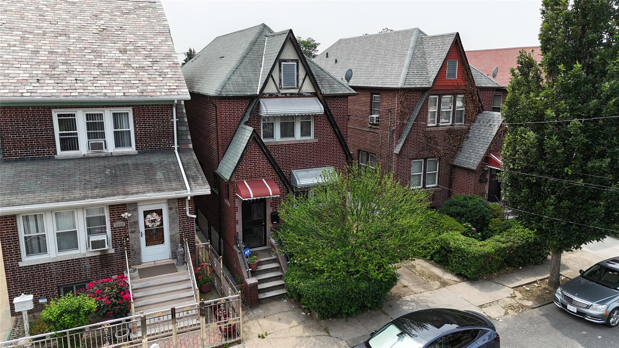 Single Family Lurting  Bronx, NY 10461, MLS-877573-40
