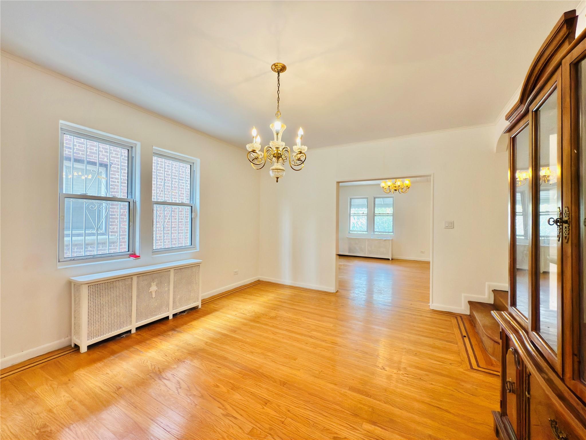 Single Family Lurting  Bronx, NY 10461, MLS-877573-5