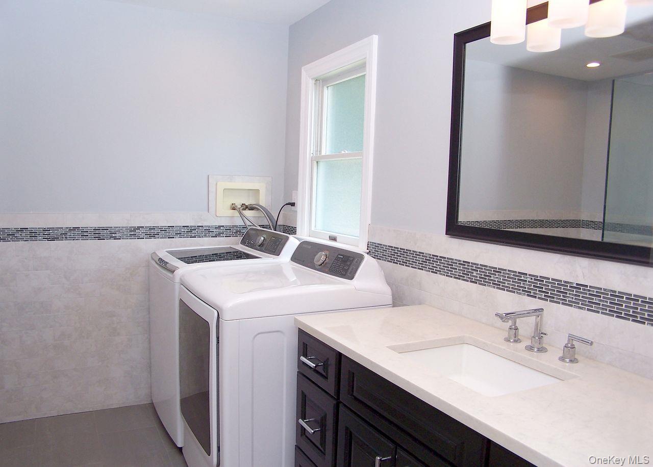 Single Family Donald  Nassau County, NY 11709, MLS-877579-8