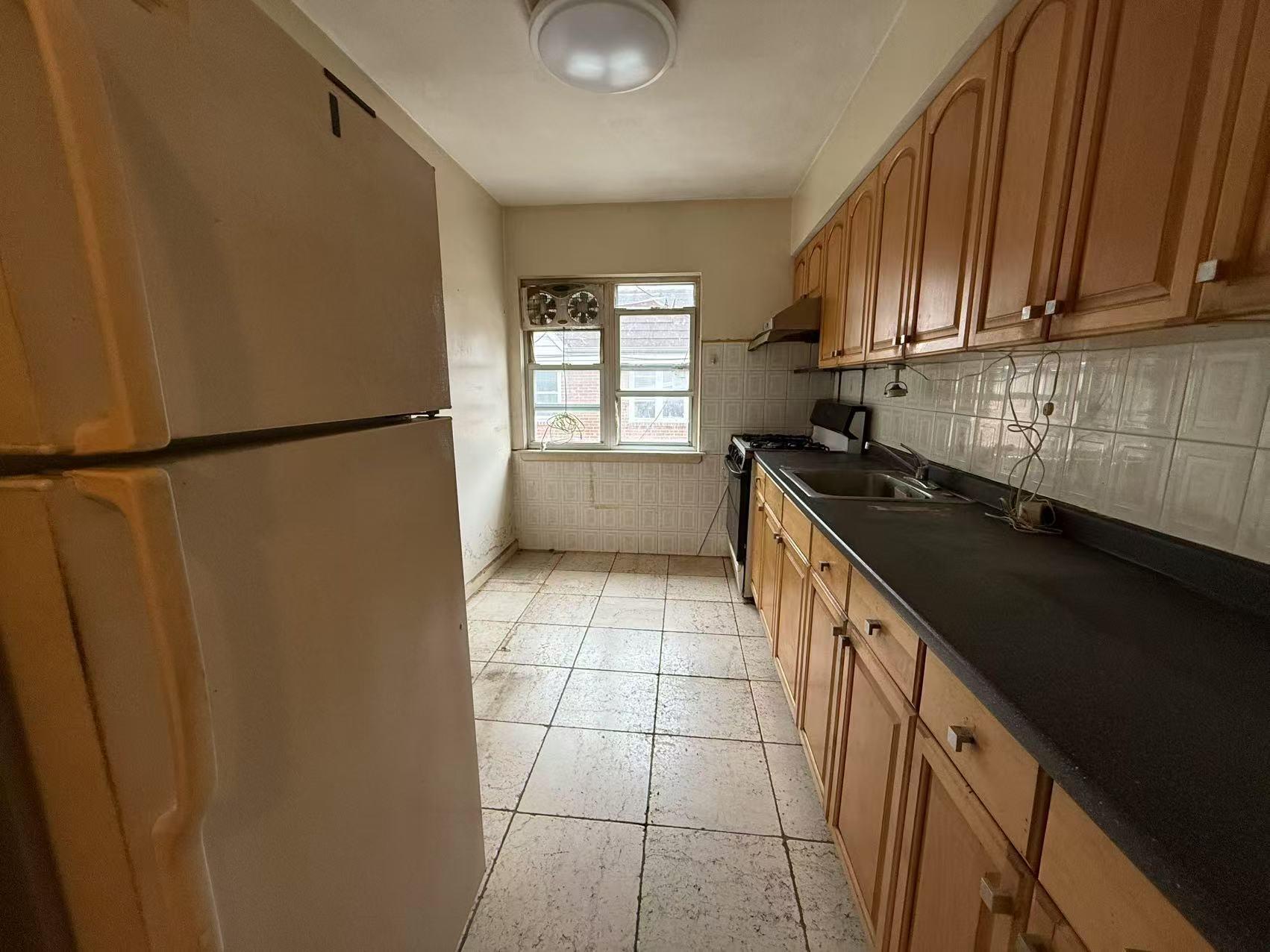 Single Family 199th  Queens, NY 11366, MLS-877592-9
