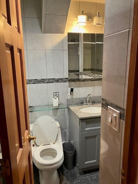 Single Family 95th  Queens, NY 11414, MLS-877617-13