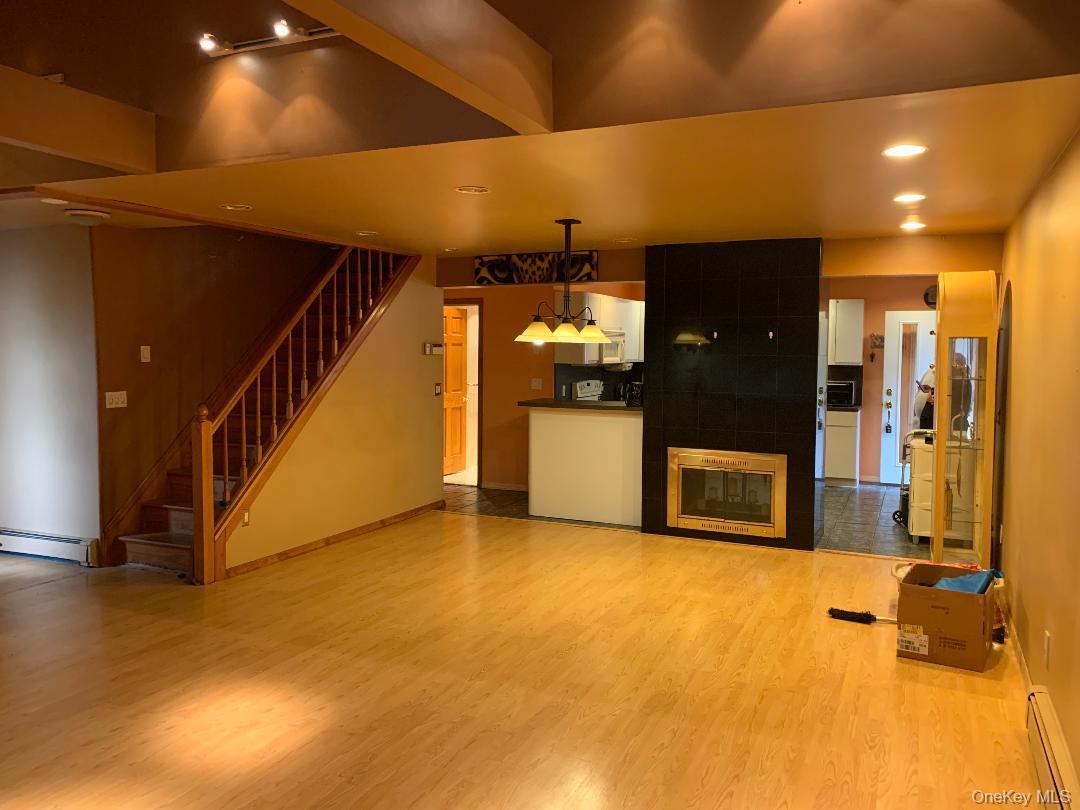 Single Family Willowood  Nassau County, NY 11793, MLS-877631-5