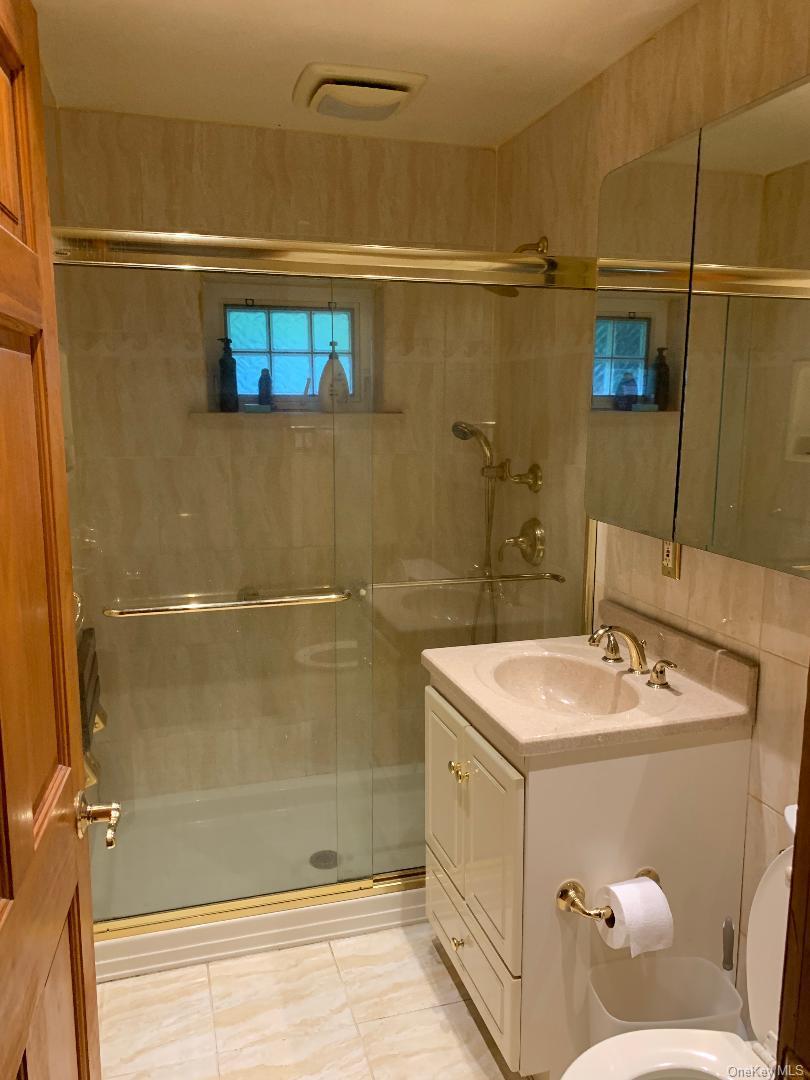 Single Family Willowood  Nassau County, NY 11793, MLS-877631-7