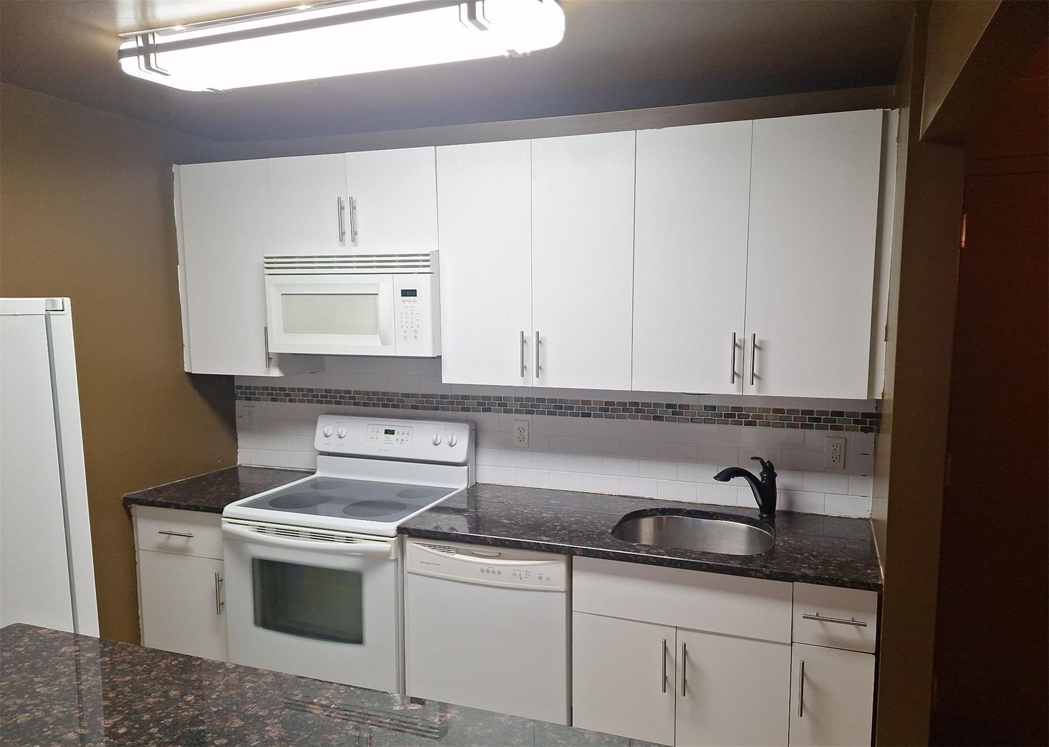 Coop Fox  Bronx, NY 10455, MLS-877633-4