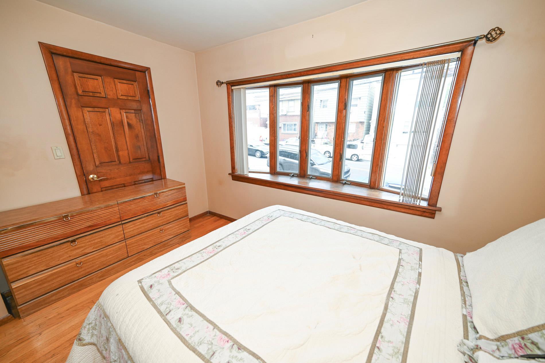 Single Family 69th  Queens, NY 11378, MLS-877634-14