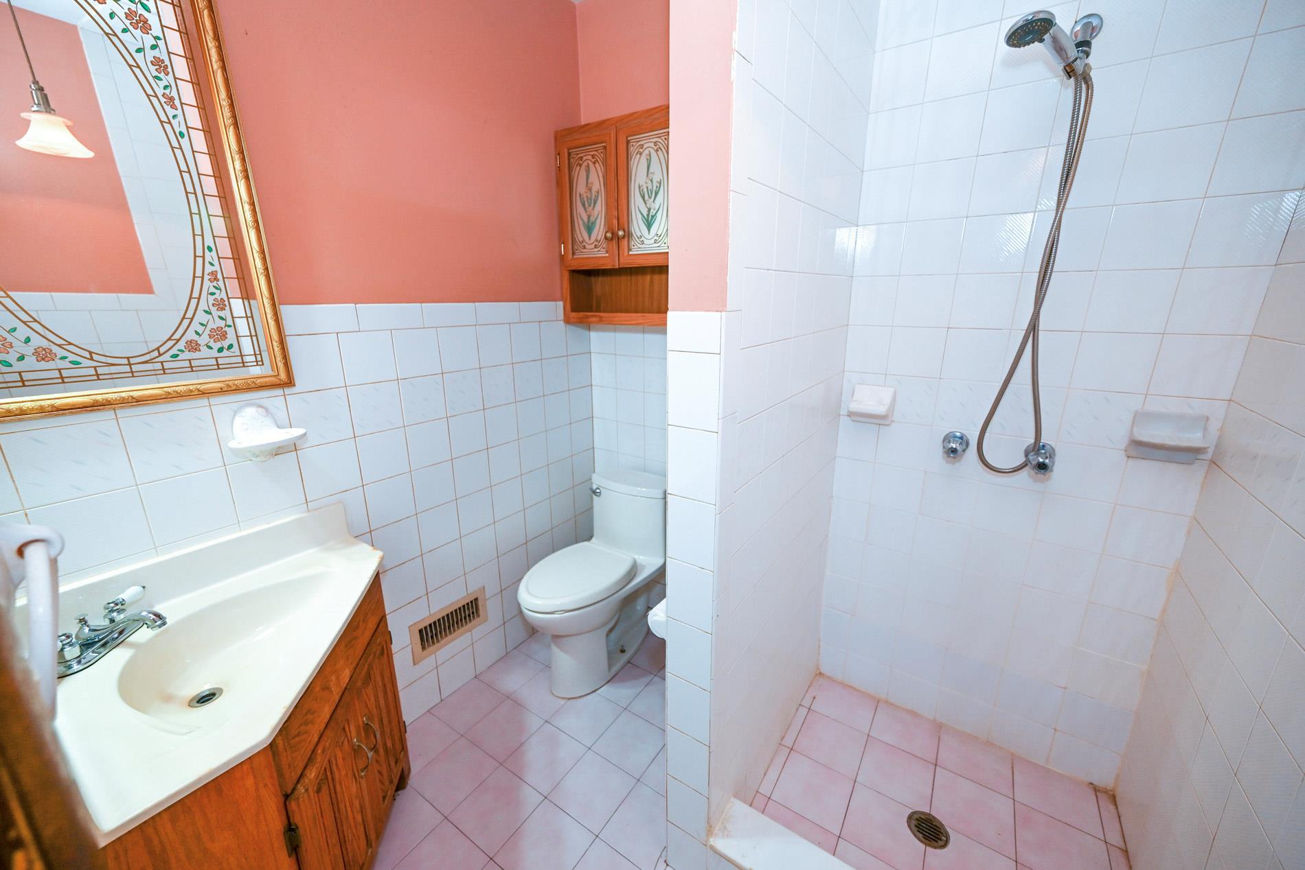 Single Family 69th  Queens, NY 11378, MLS-877634-24