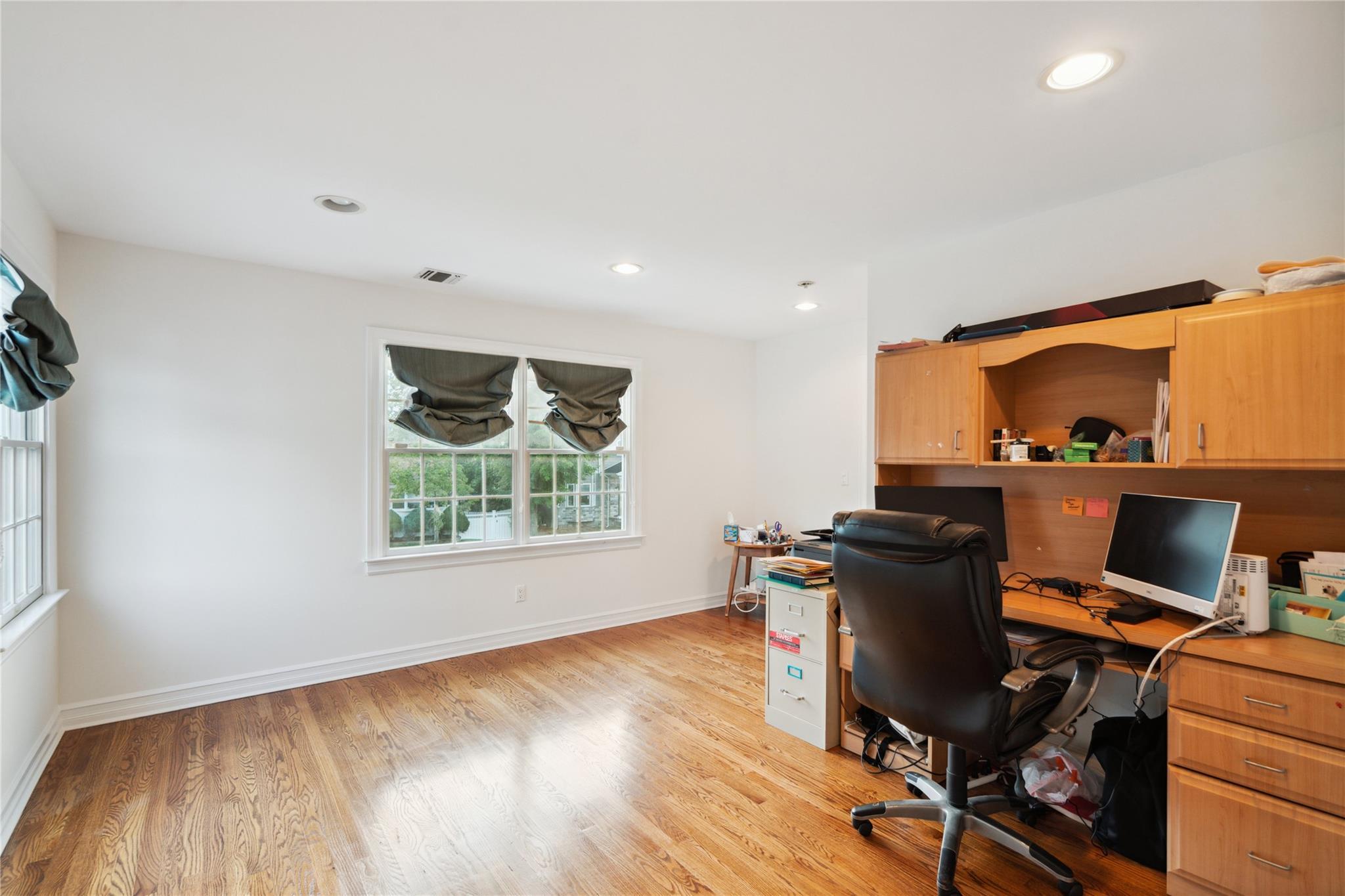 Single Family Syosset  Nassau County, NY 11791, MLS-877646-29