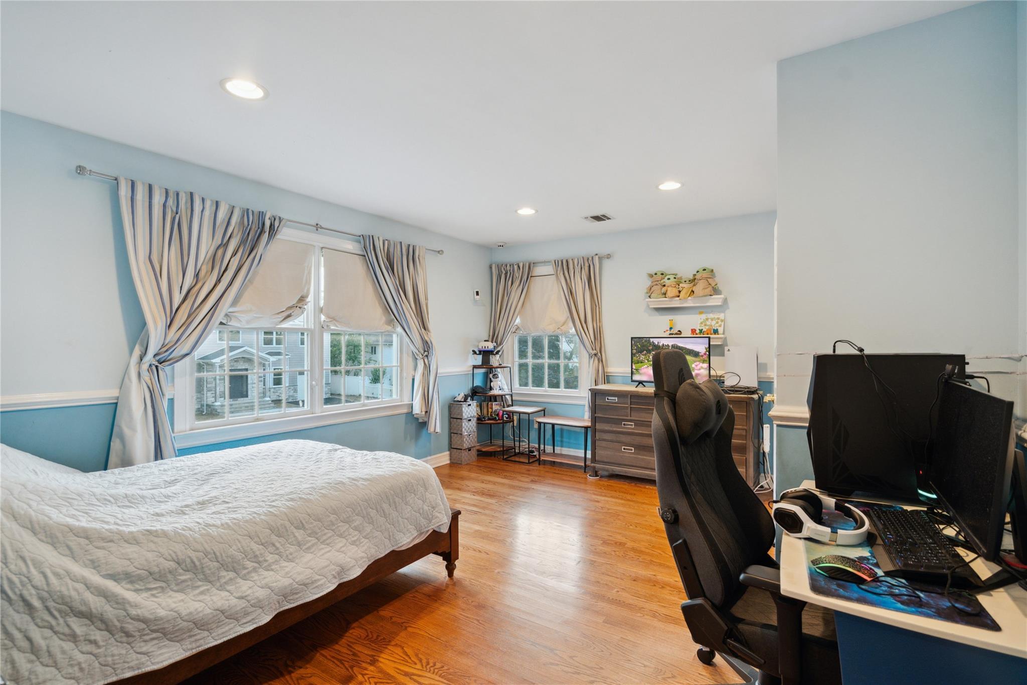 Single Family Syosset  Nassau County, NY 11791, MLS-877646-30
