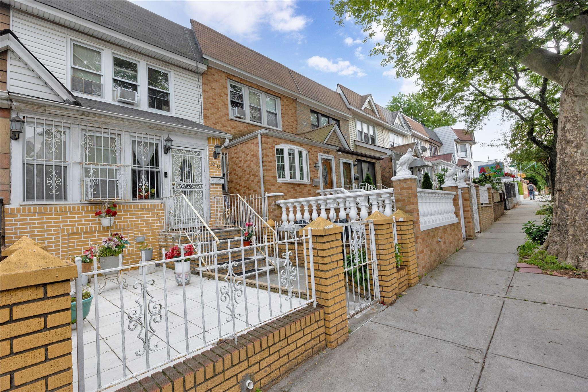 Single Family 92nd  Queens, NY 11369, MLS-877653-25