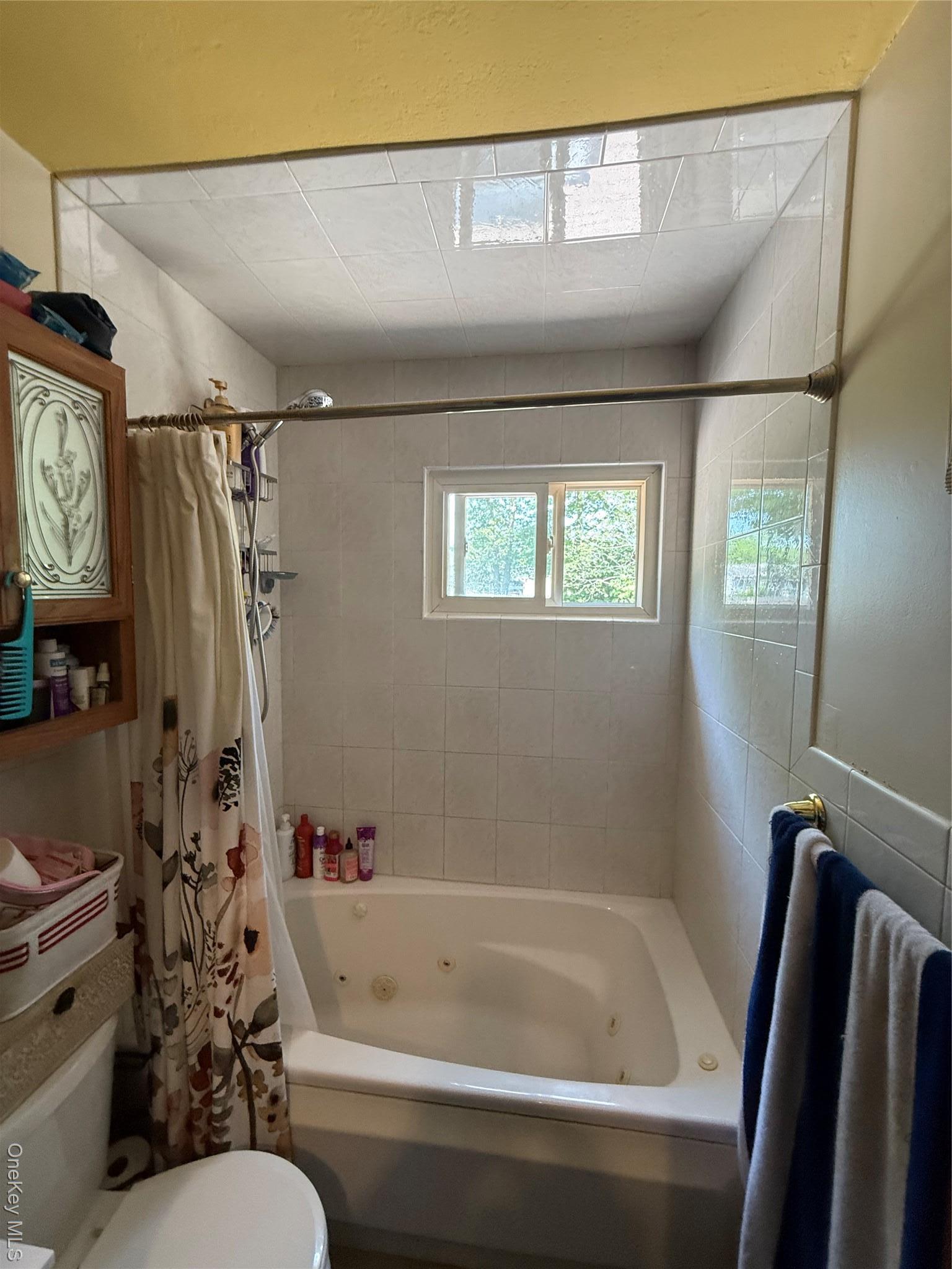 Single Family Howells  Suffolk County, NY 11706, MLS-877658-8