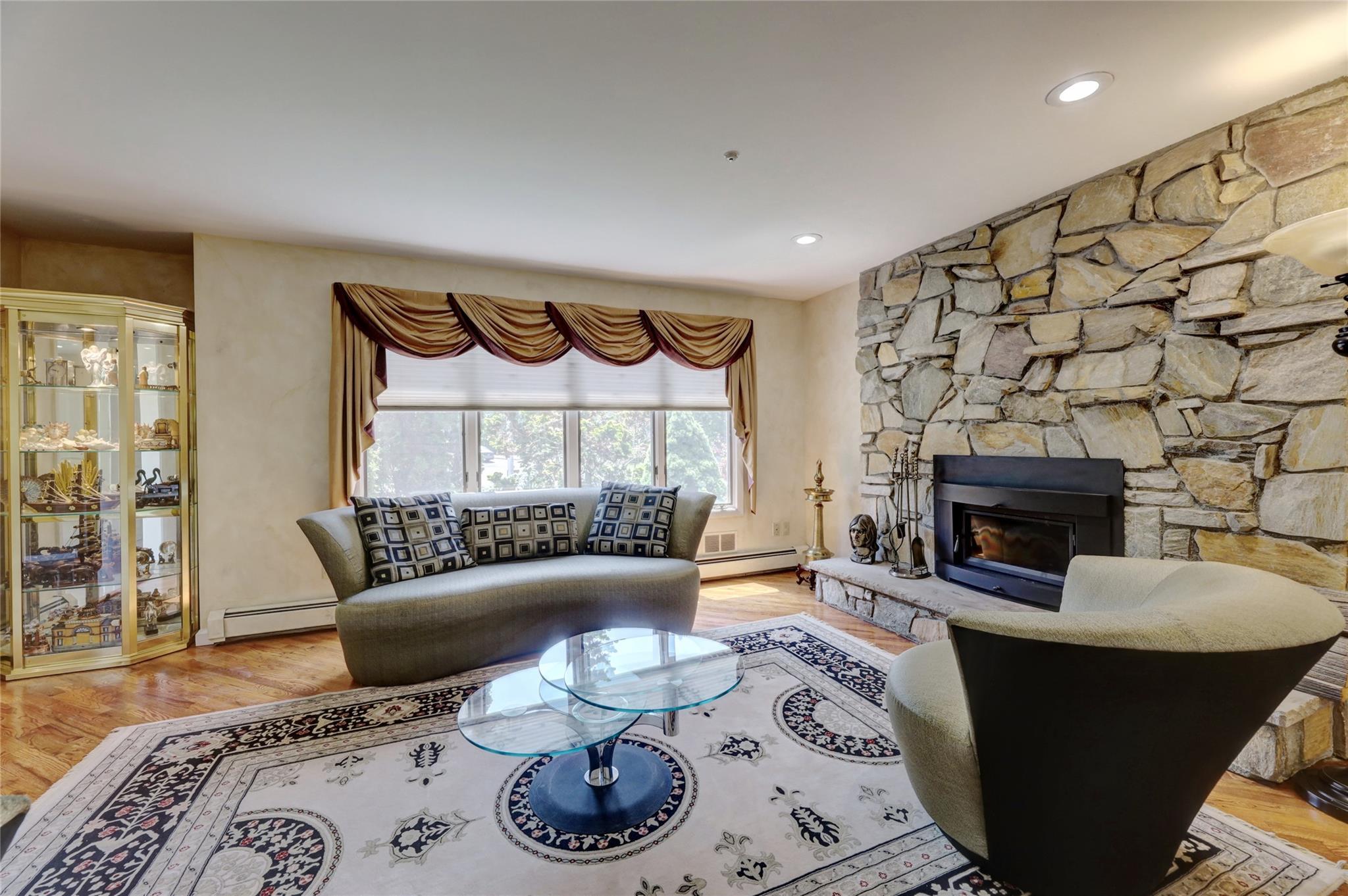 Single Family Snowdrop  Rockland County, NY 10956, MLS-877668-11