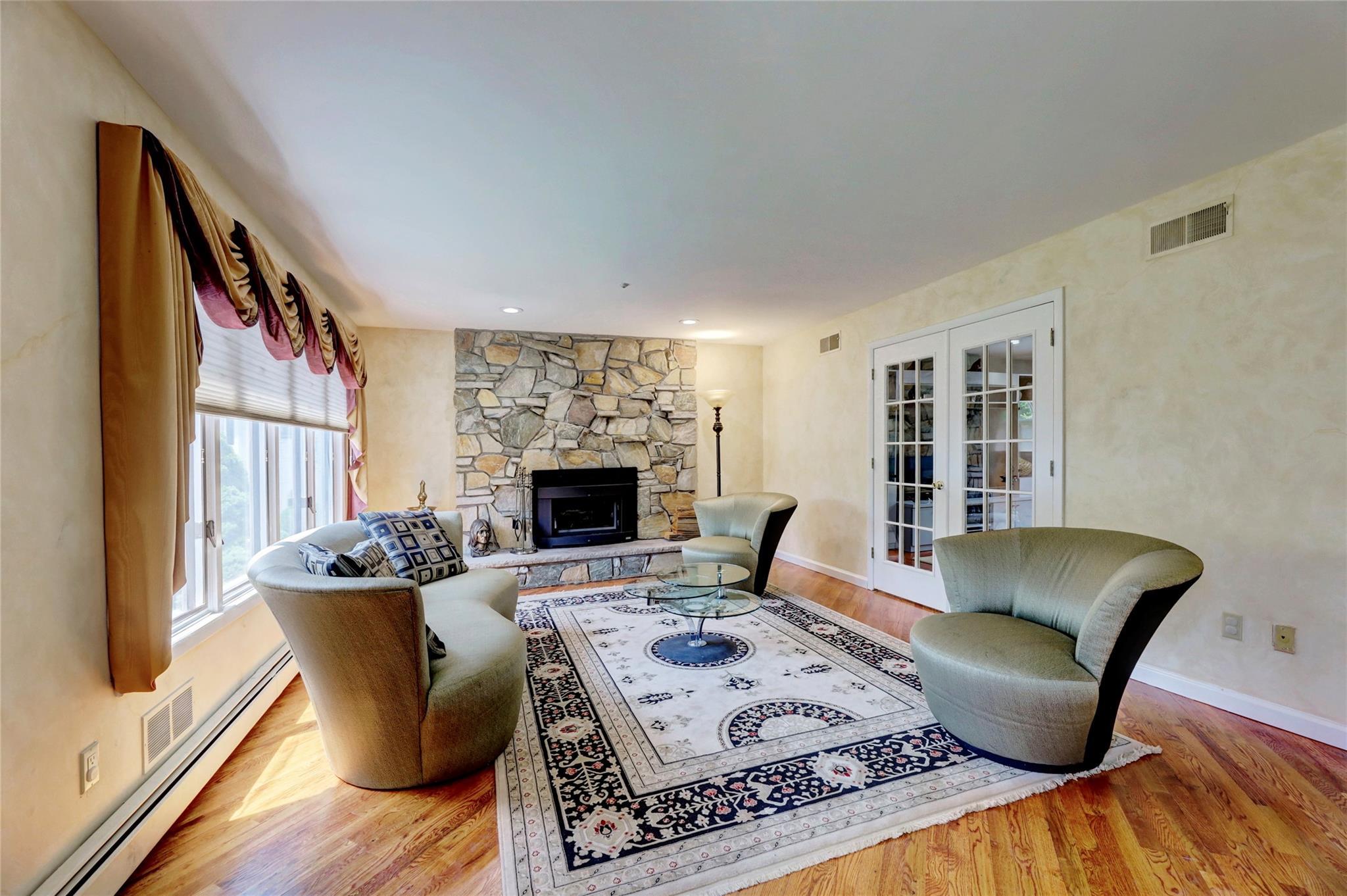 Single Family Snowdrop  Rockland County, NY 10956, MLS-877668-12