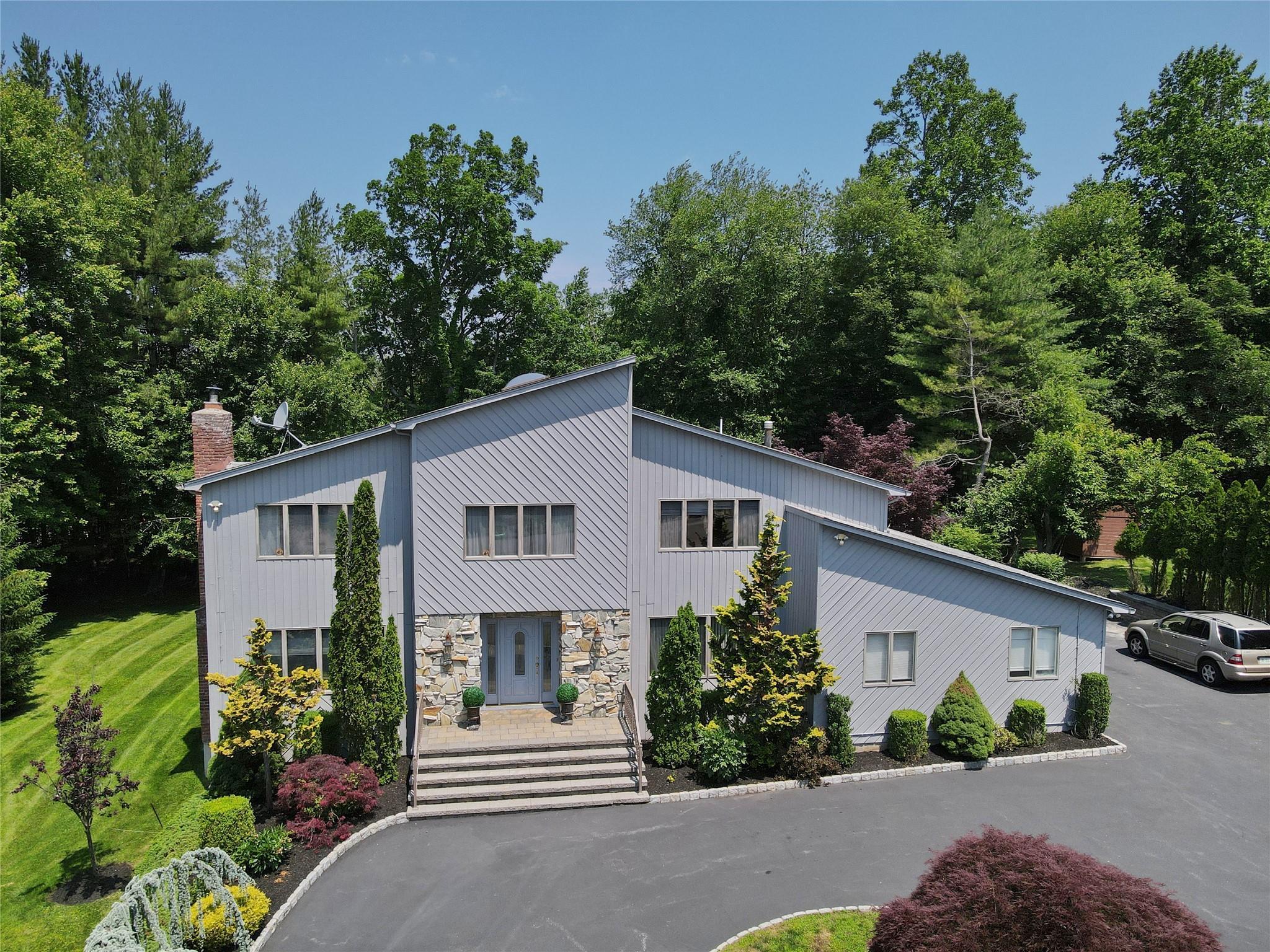 Single Family Snowdrop  Rockland County, NY 10956, MLS-877668-2