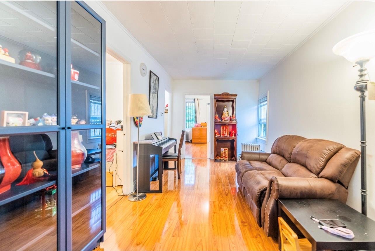 Single Family 75th St  Queens, NY 11379, MLS-877678-4