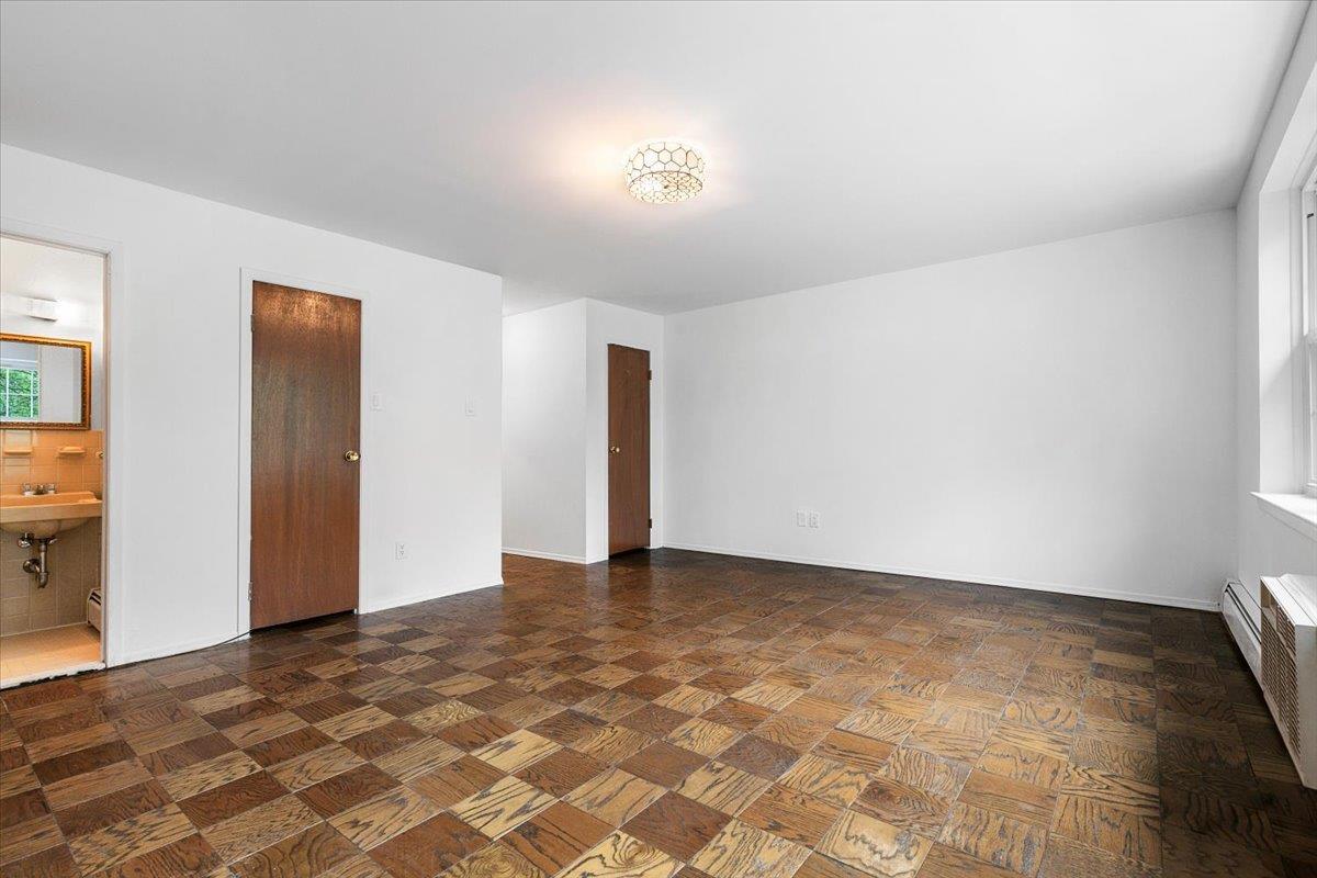 Single Family 231st  Bronx, NY 10463, MLS-877680-11