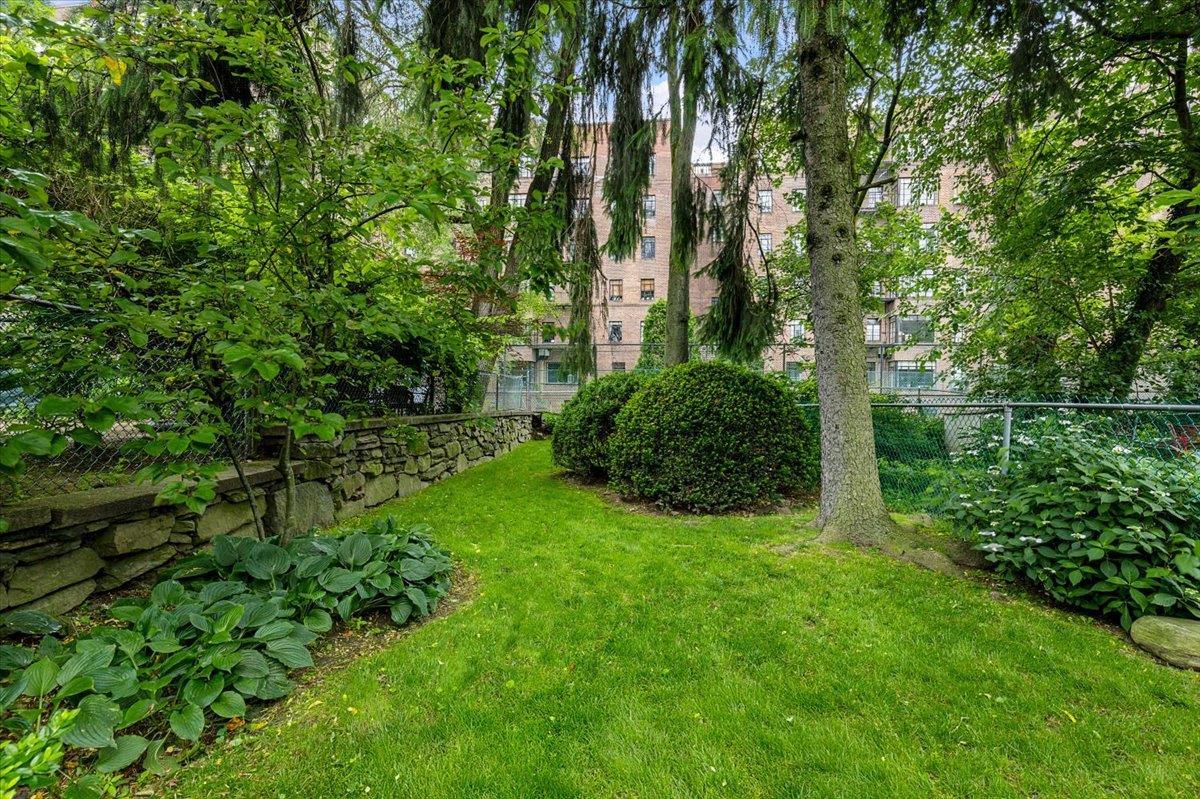 Single Family 231st  Bronx, NY 10463, MLS-877680-18