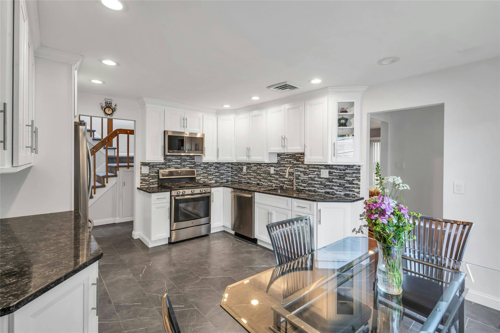 Single Family Harvard  Nassau County, NY 11803, MLS-877694-6