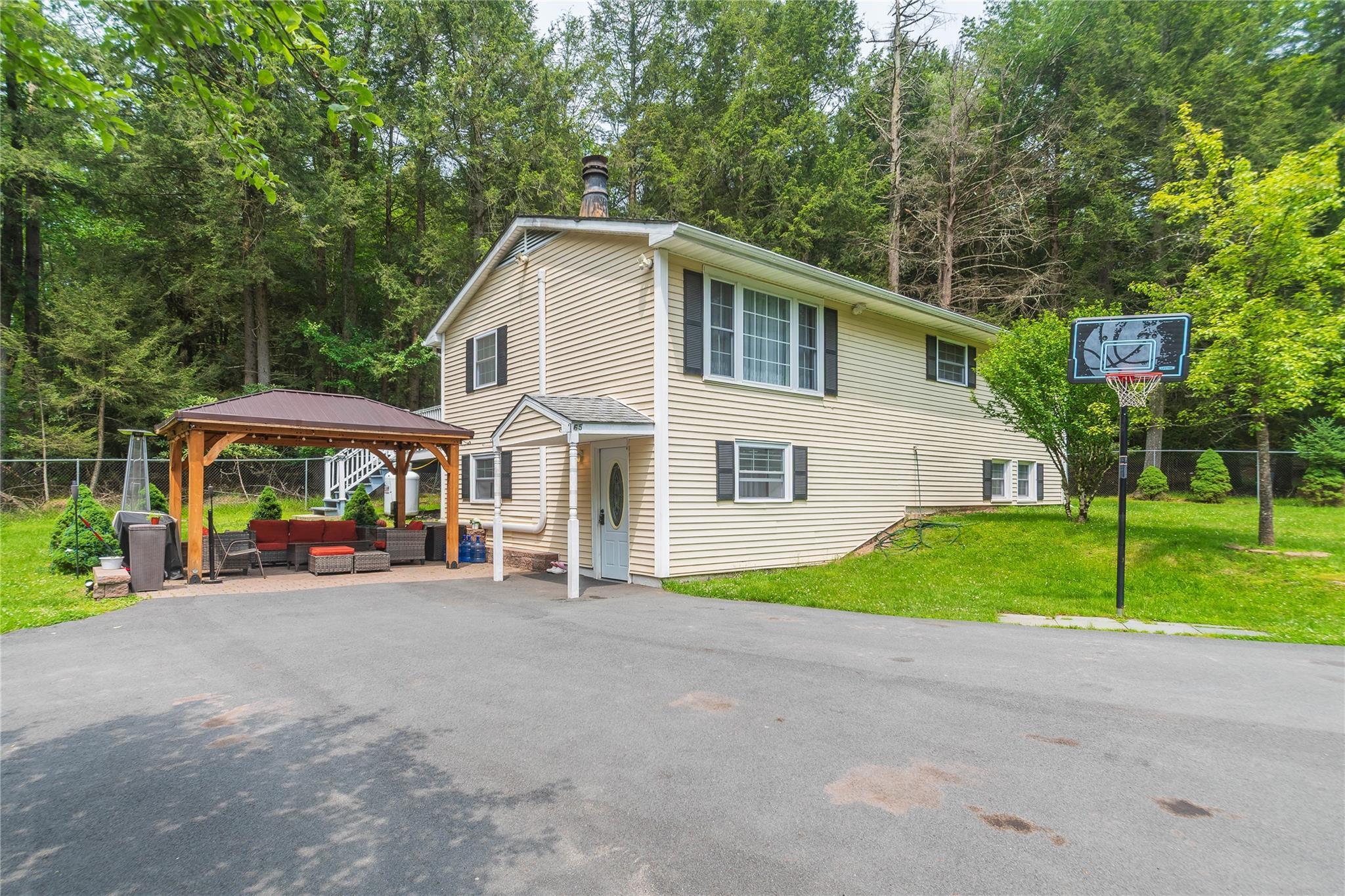 Single Family Berkshire  Sullivan County, NY 12720, MLS-877703-3
